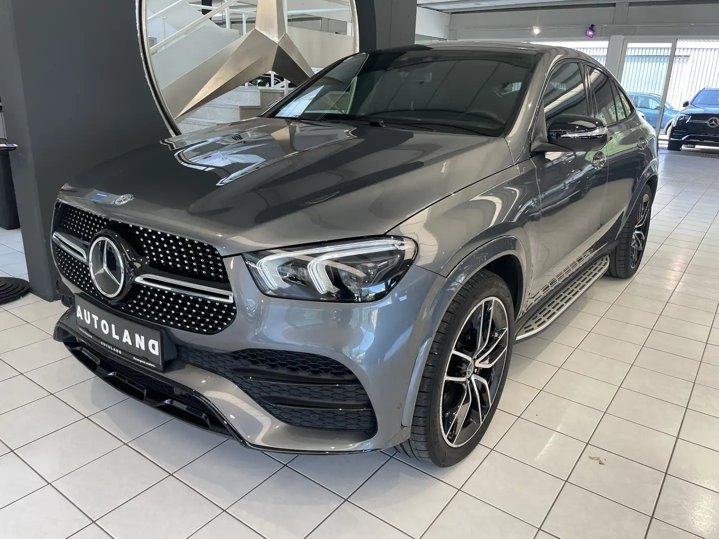 Mercedes-Benz GLE 400 d 4Matic Coupe AMG LINE Standheizung,Panorama Grau - 2