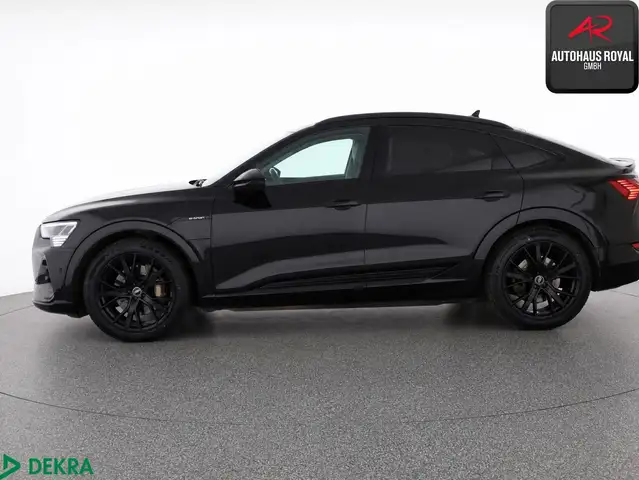 Audi E-Tron view 2