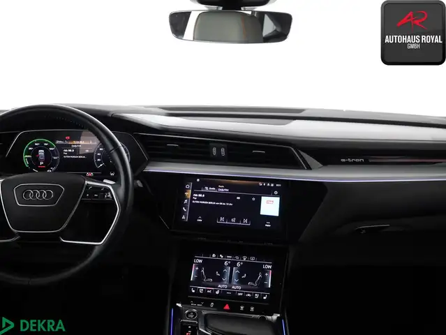 Audi E-Tron view 9