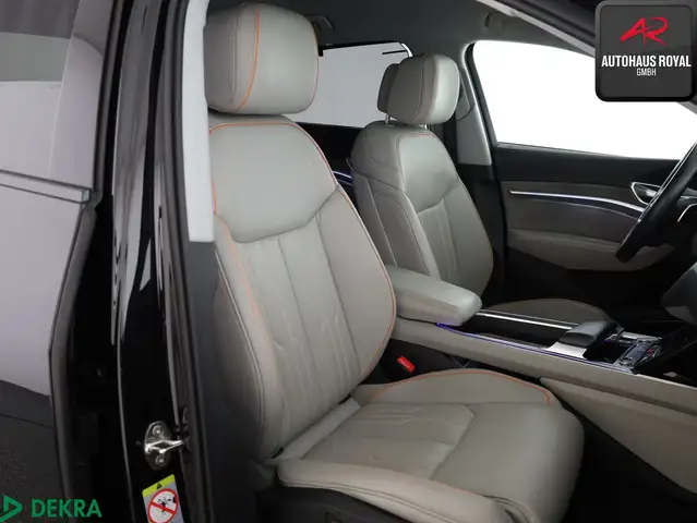 Audi E-Tron view 11
