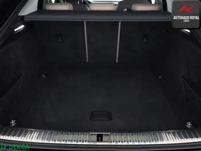 Audi E-Tron view 14