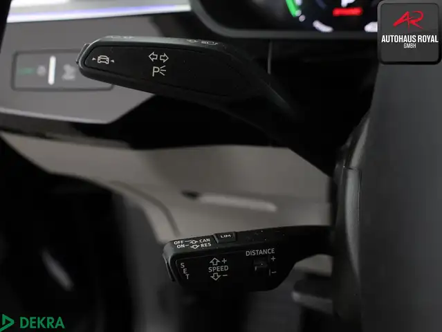 Audi E-Tron view 18