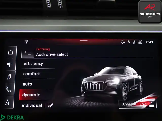 Audi E-Tron view 24