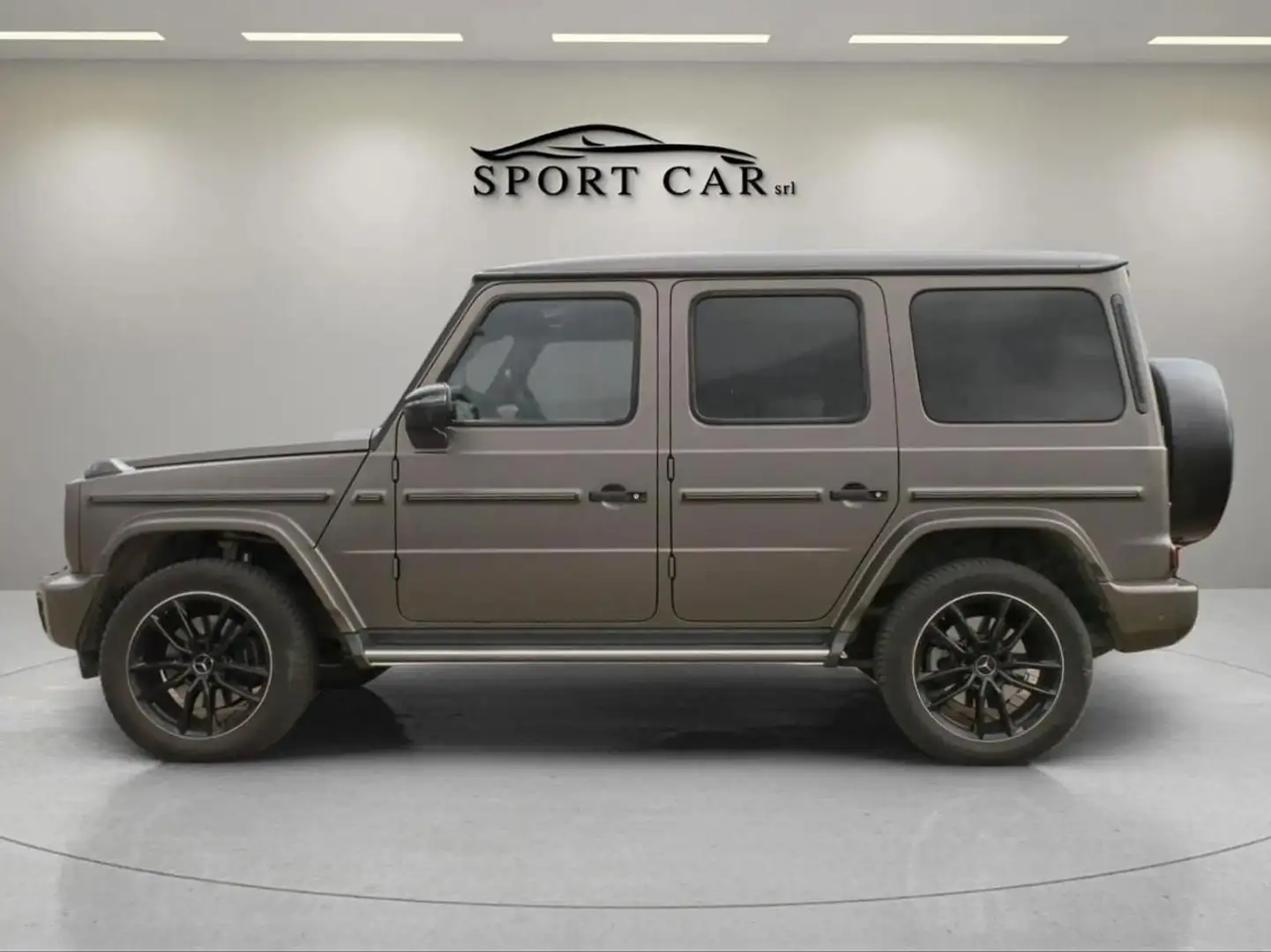 Mercedes-Benz G 450 d Mild hybrid S.W. AMG Line - 2