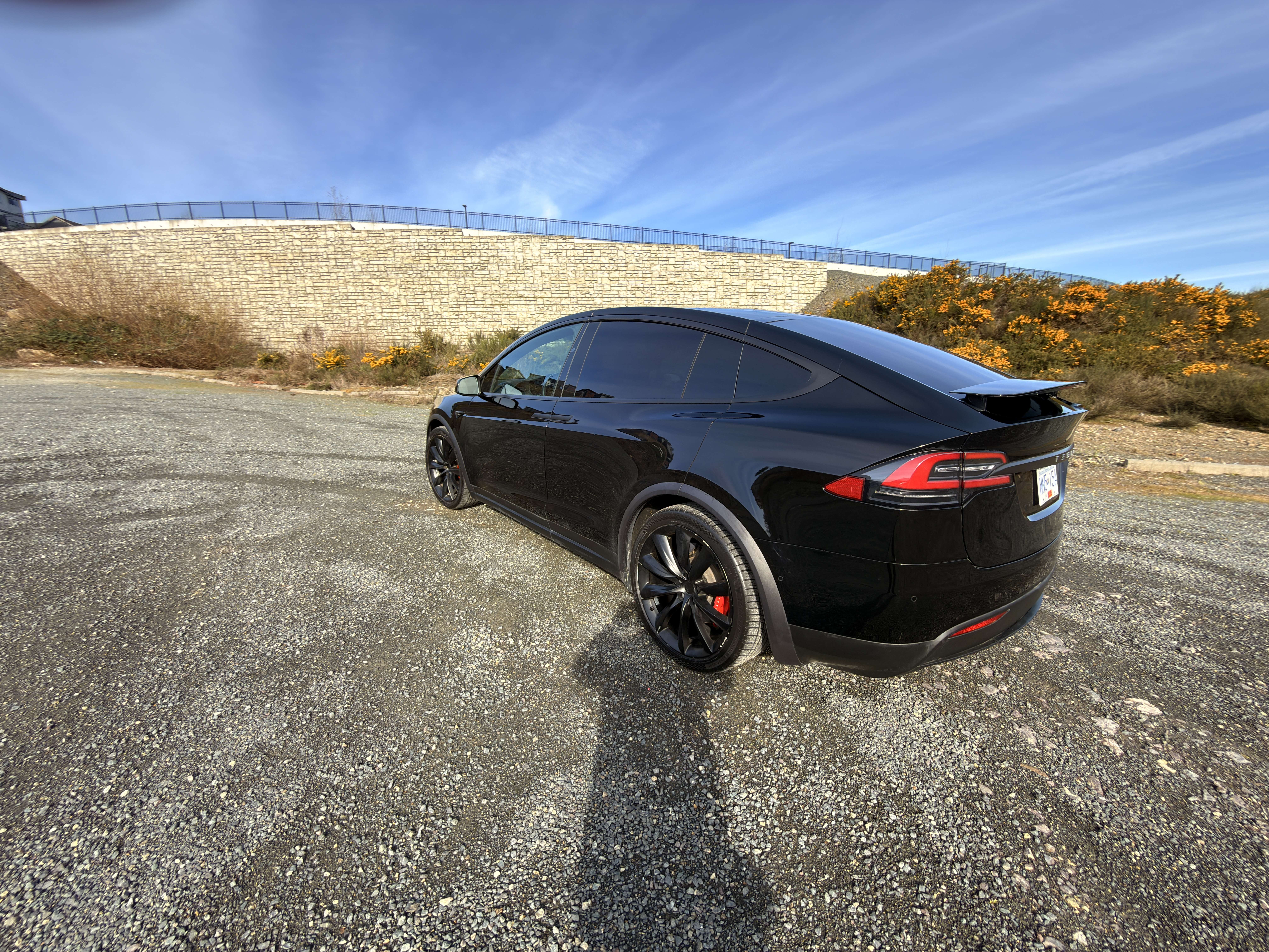 2018 Tesla Model X 75D AWD alt 5