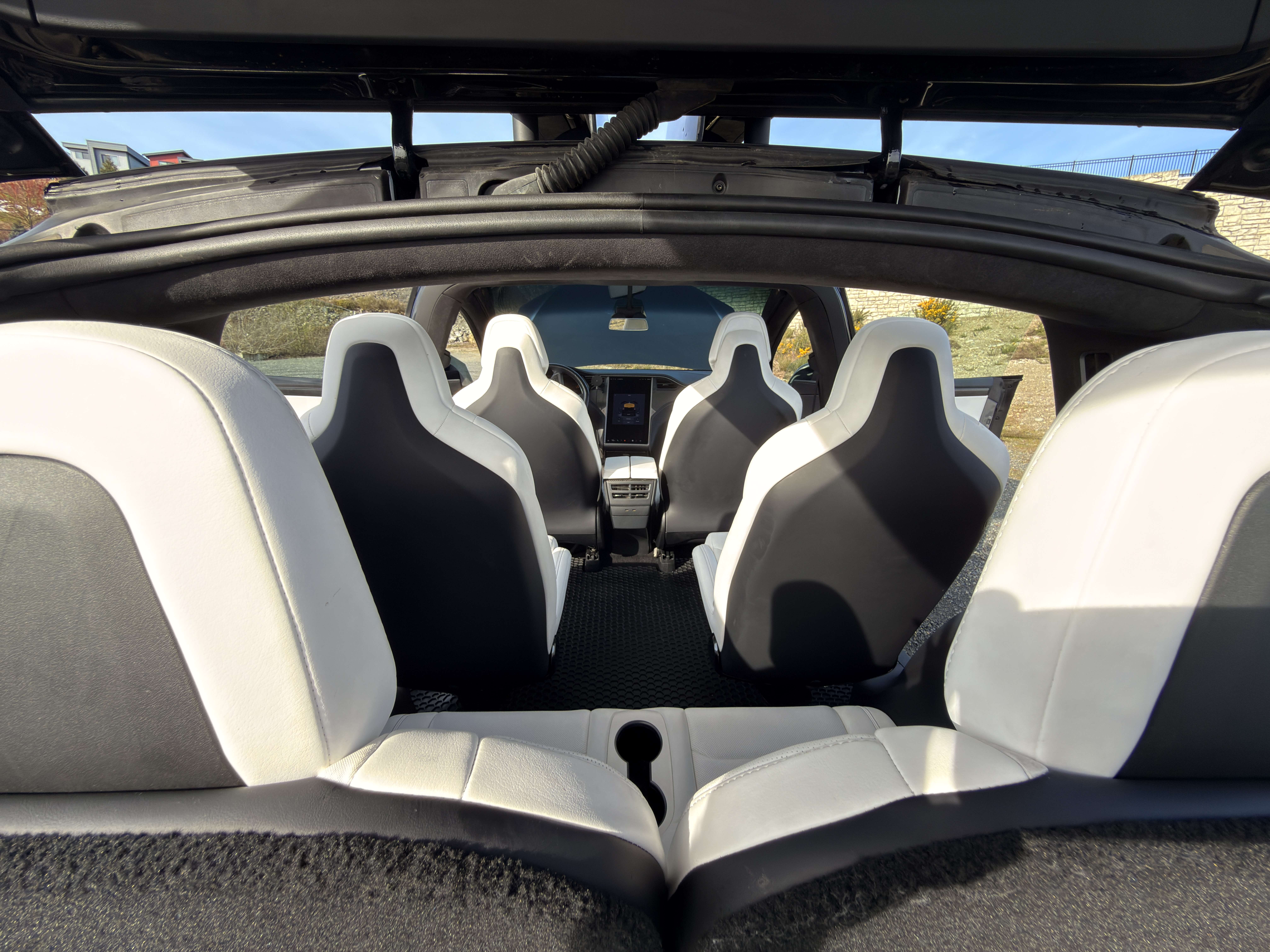 2018 Tesla Model X 75D AWD thumb 38