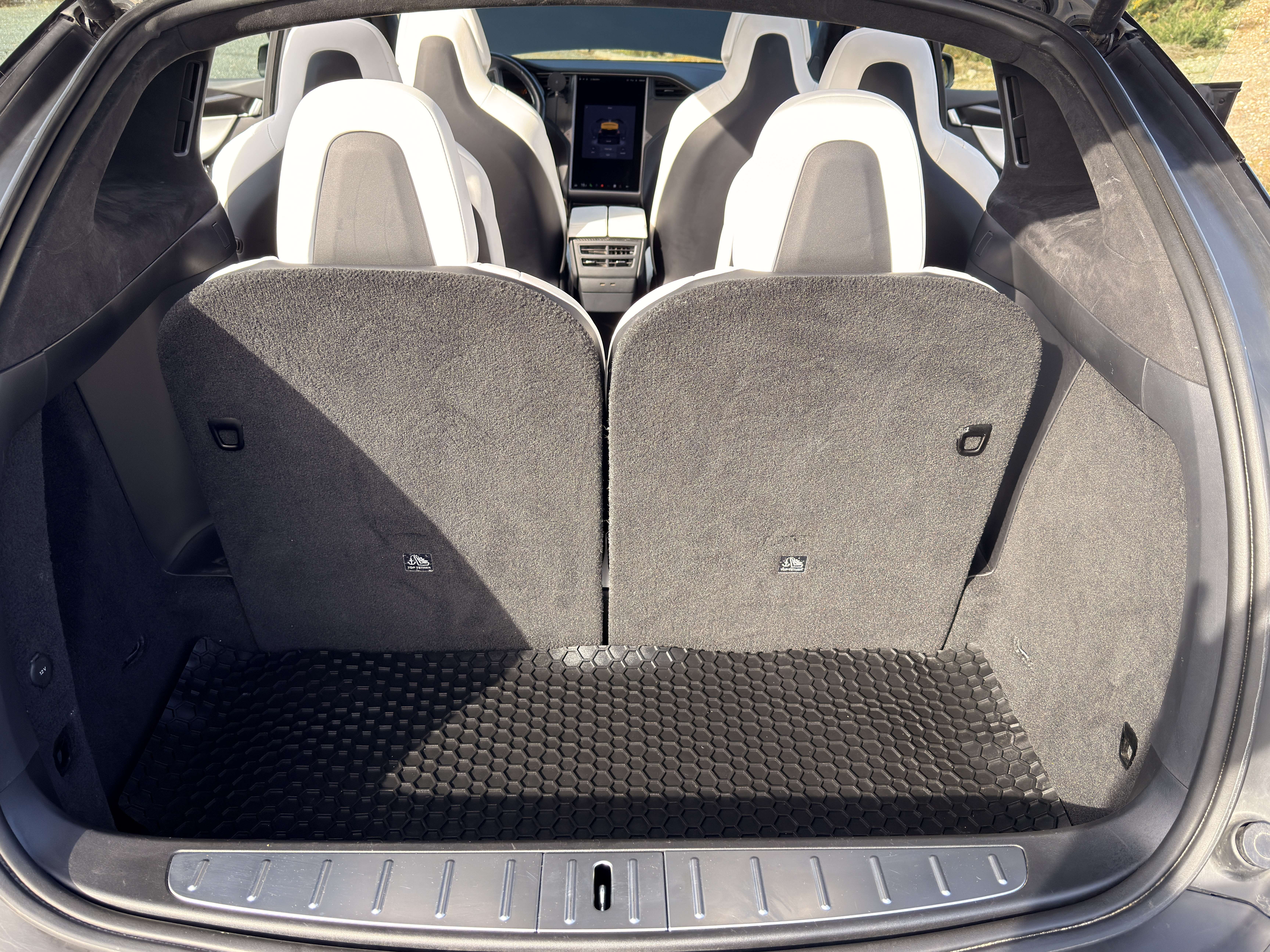 2018 Tesla Model X 75D AWD thumb 41