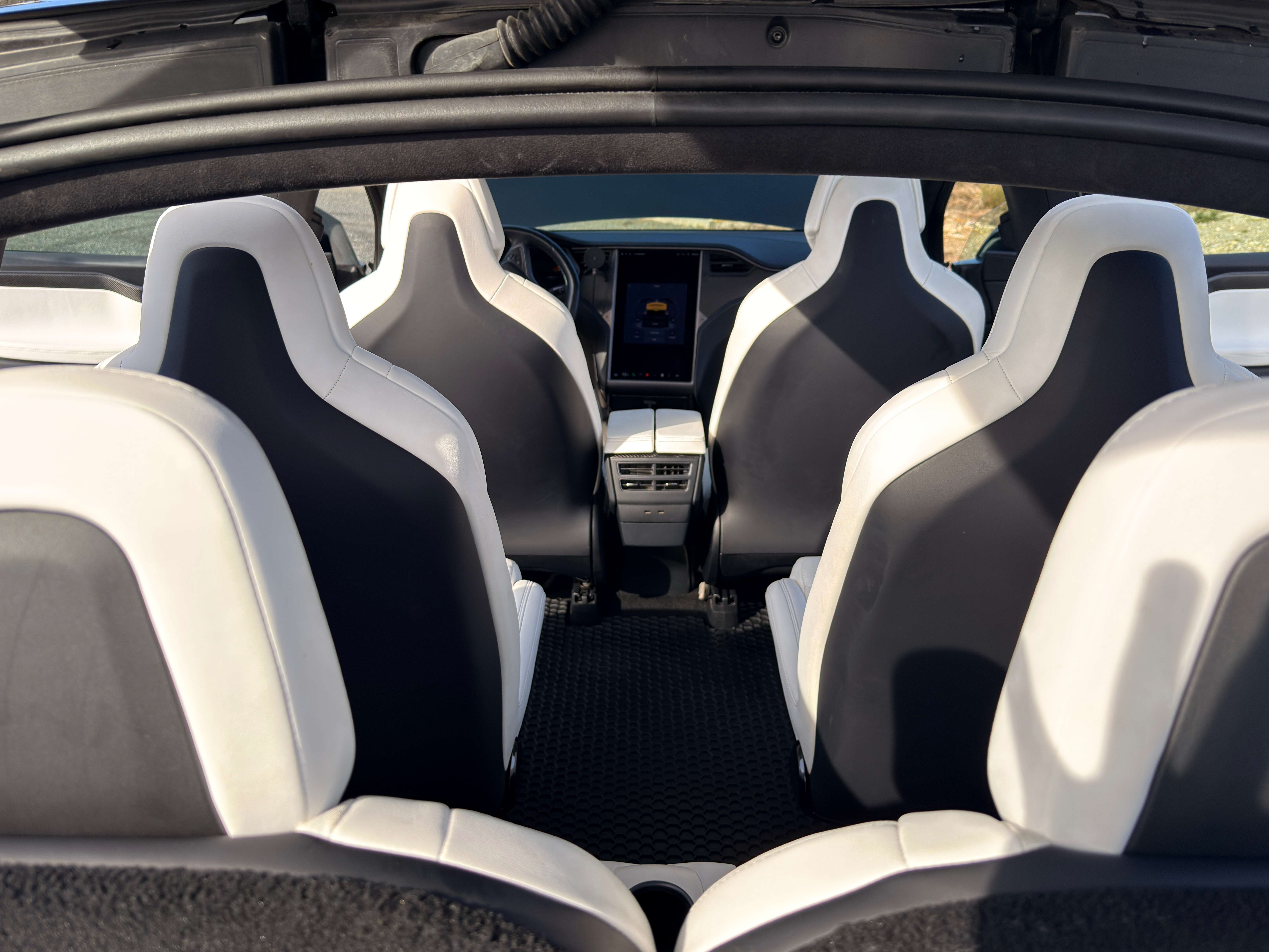 2018 Tesla Model X 75D AWD thumb 39