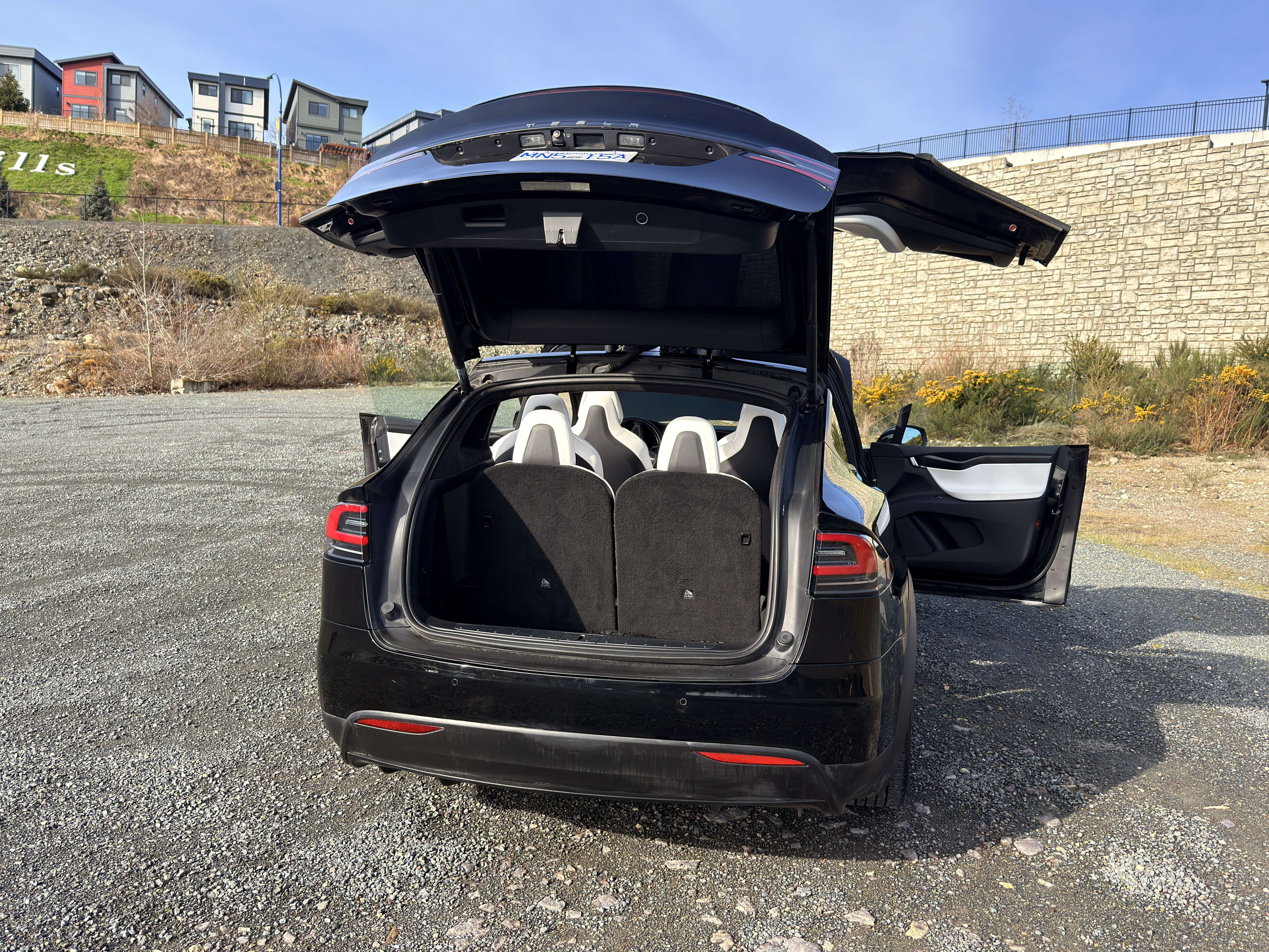 2018 Tesla Model X 75D AWD thumb 45