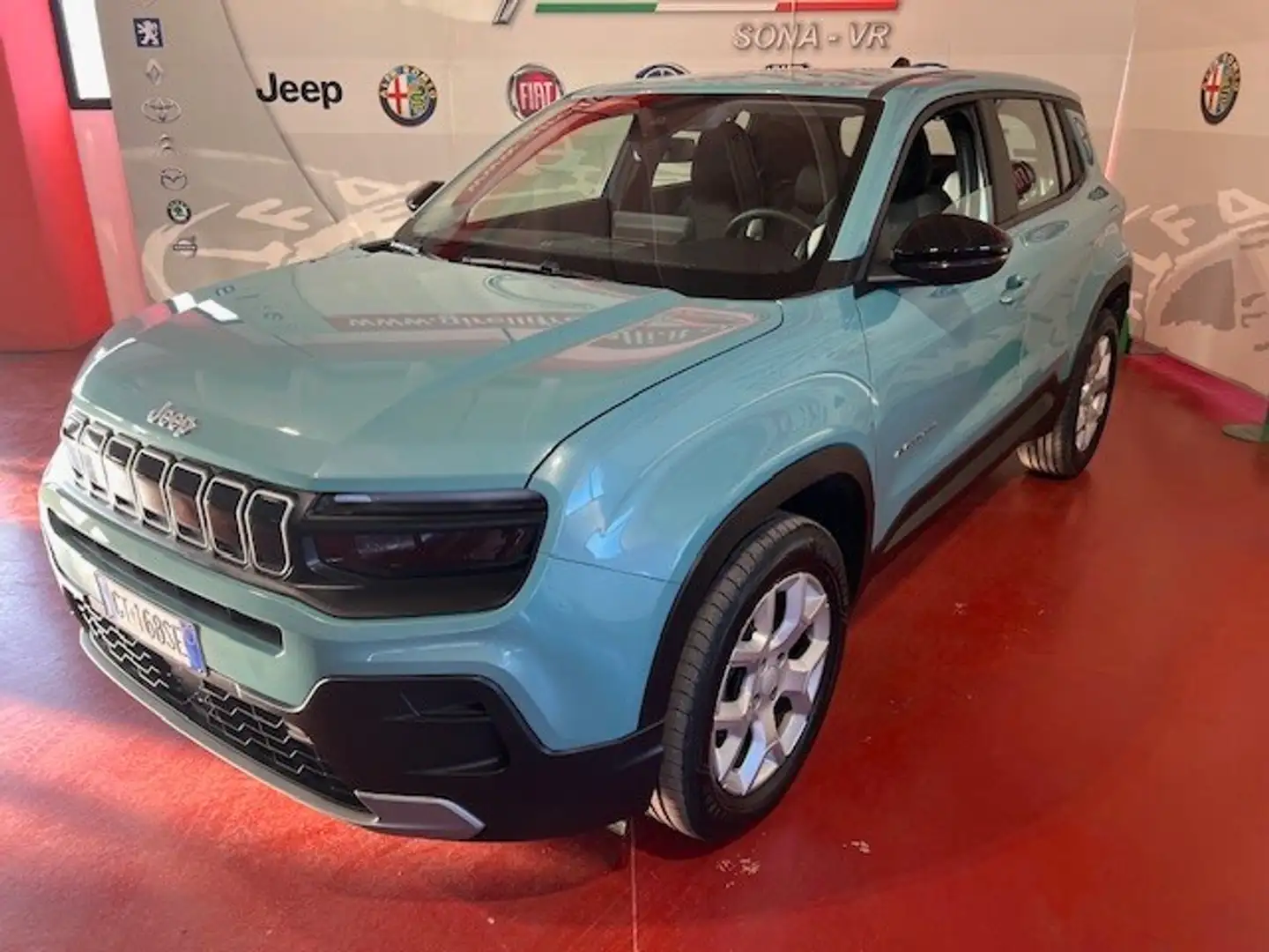 Jeep Avenger Avenger 1.2 Turbo 100 CV Altitude Blau - 2