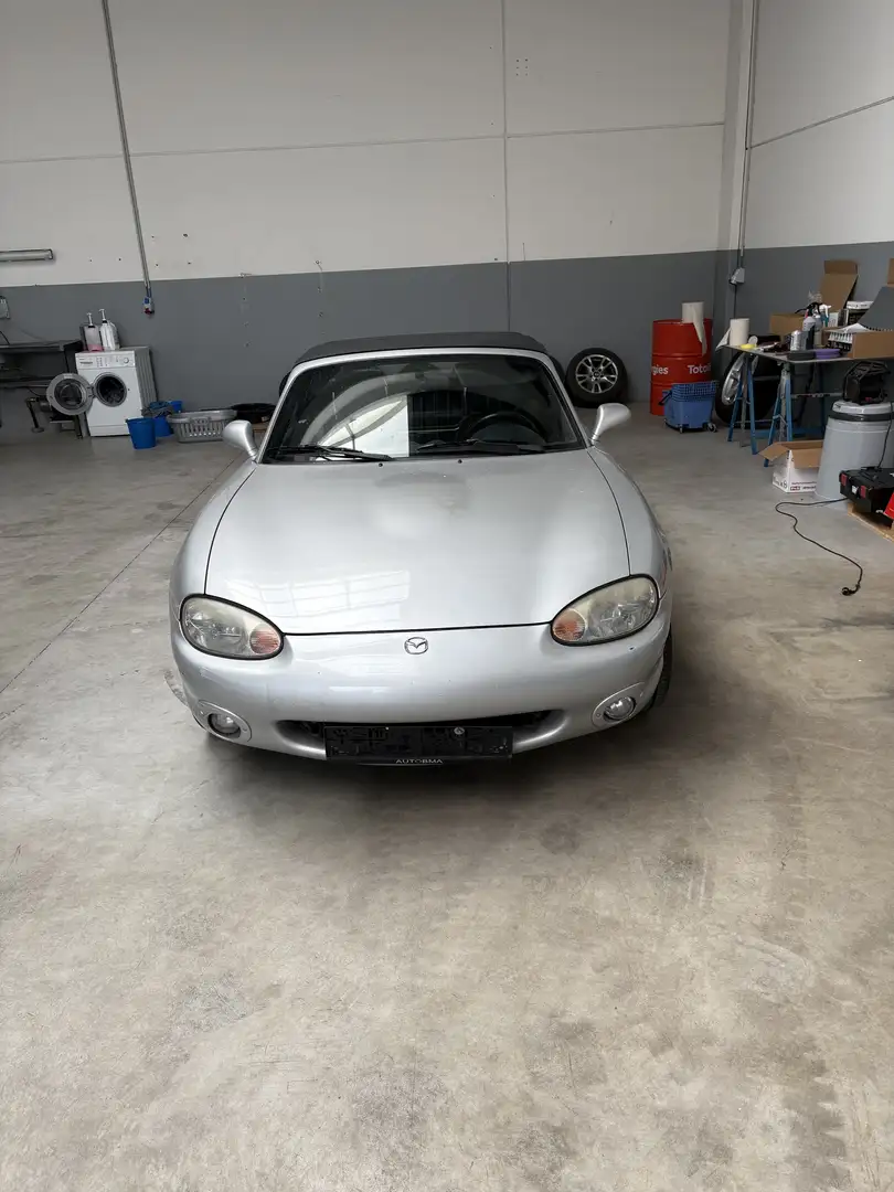 Mazda MX-5 1.6i 16V - 1