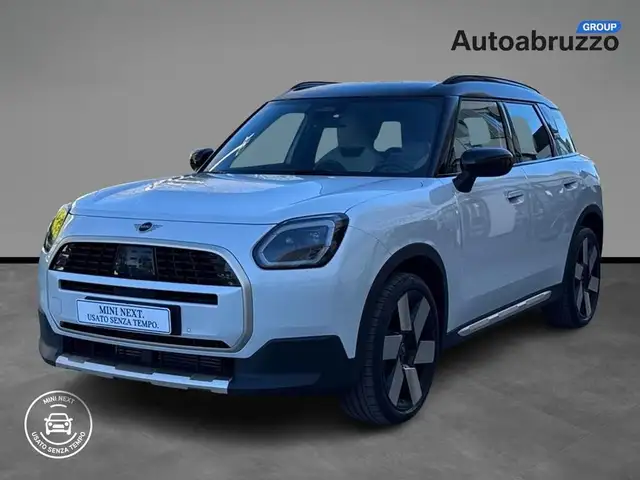 MINI Cooper Countryman Mini 1.5 48V C Favoured auto