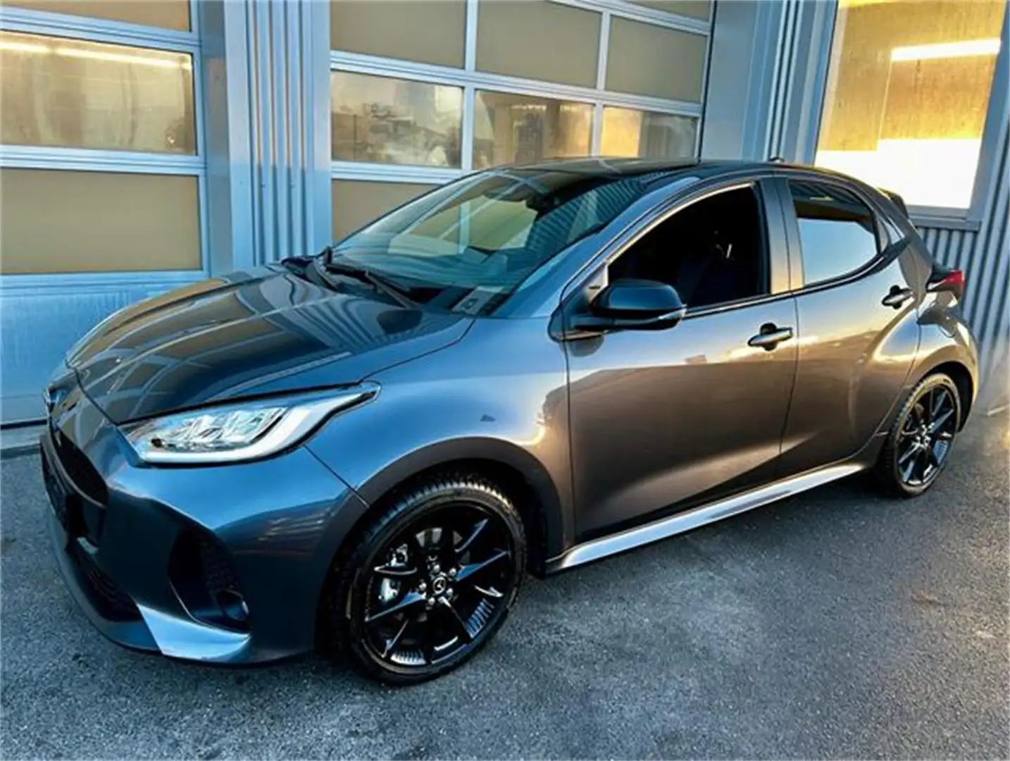 Mazda 2 Hybrid Homura Aut. Automatik Vollhybrid Grau - 1