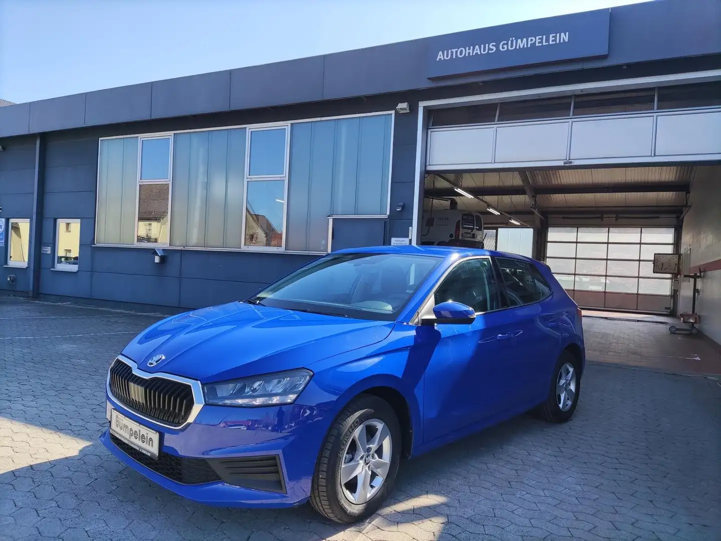 Skoda Fabia Active Blau - 1