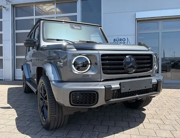 Mercedes-Benz G-Klasse