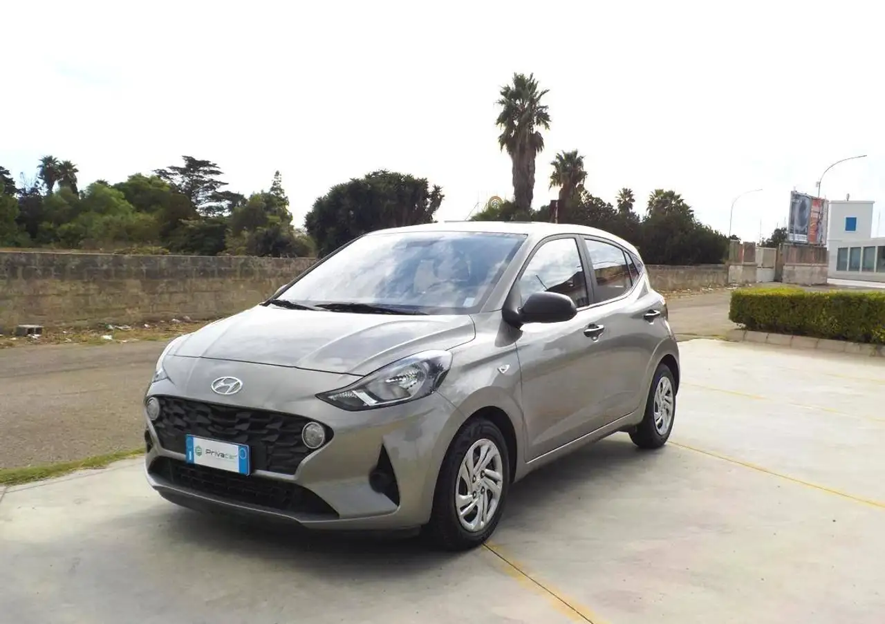 Hyundai i10