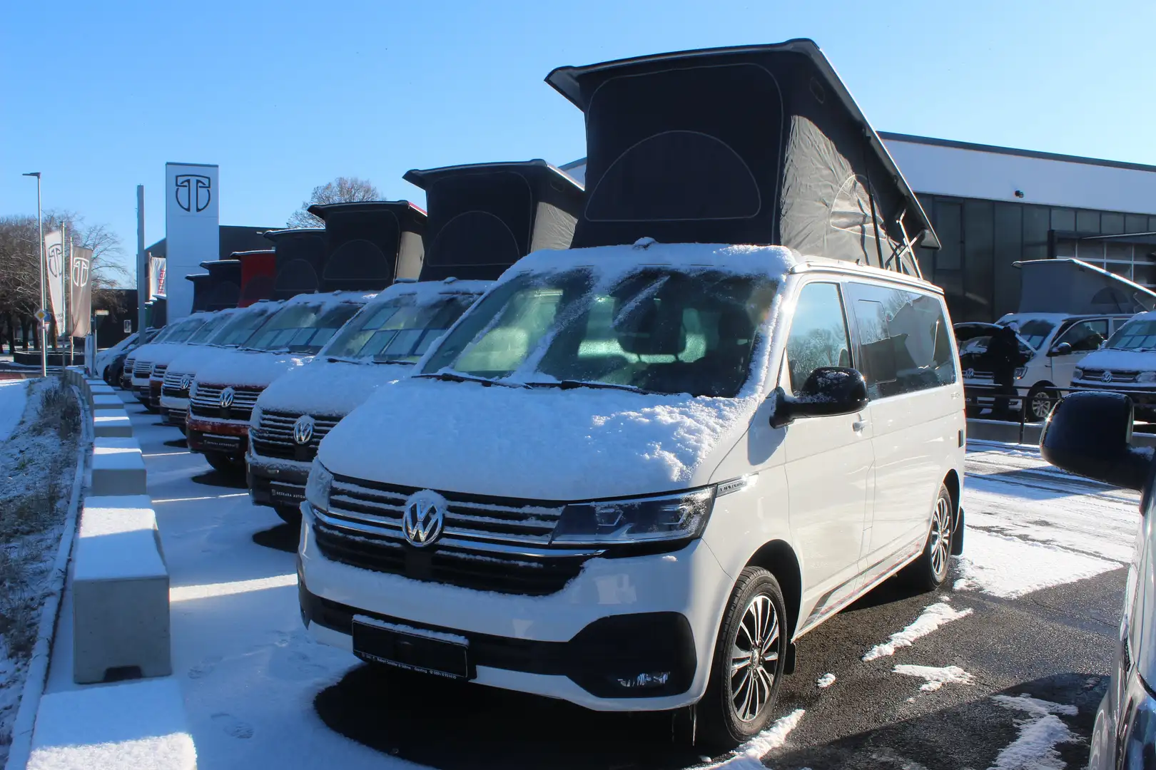 Volkswagen T6.1 California California Beach Camper Edition FWD Mini-Küche Weiß - 1