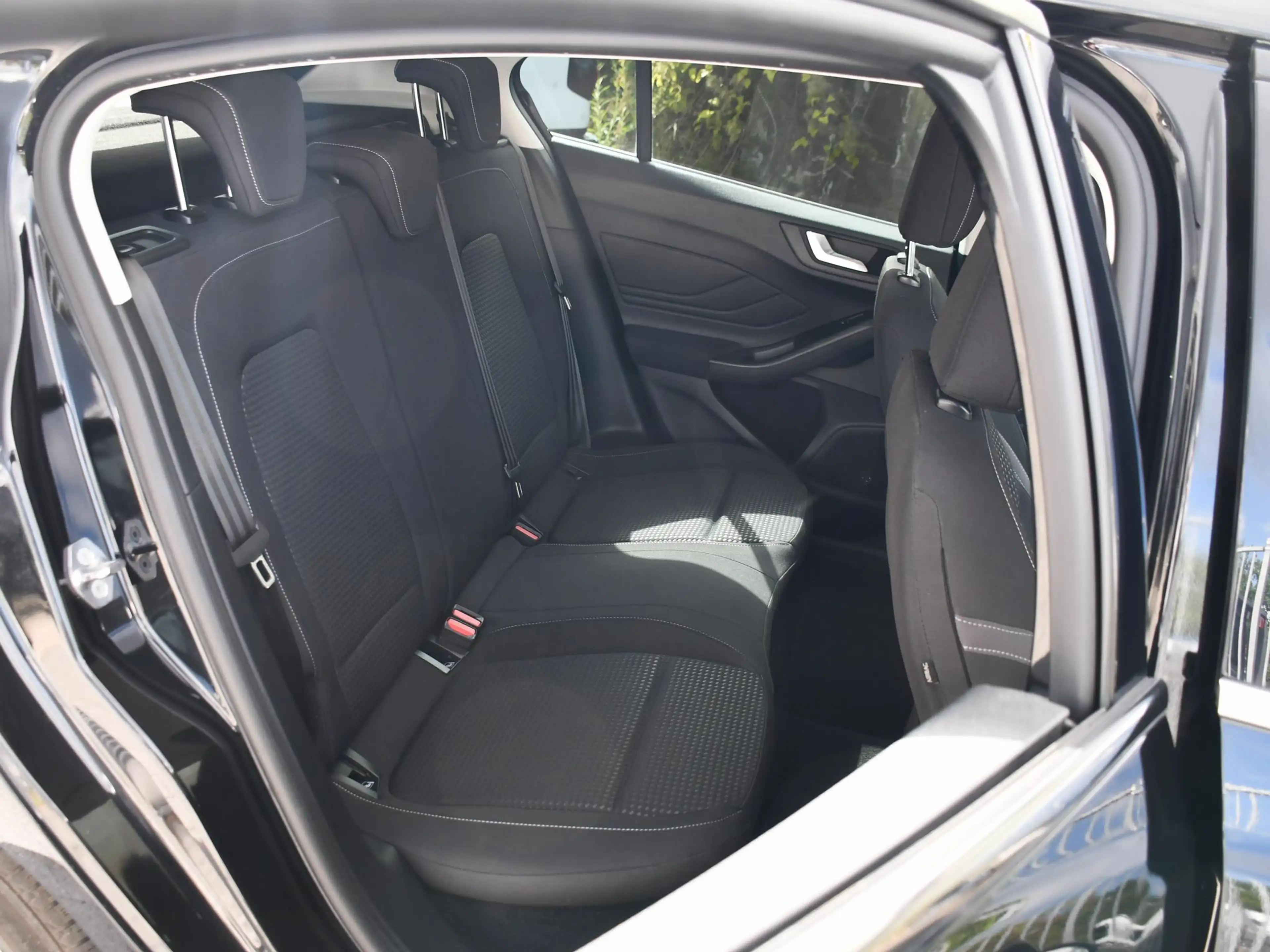 Ford Focus Trend Edition Business 1.0 EcoBoost Hybrid 125pk 1 — photo 11