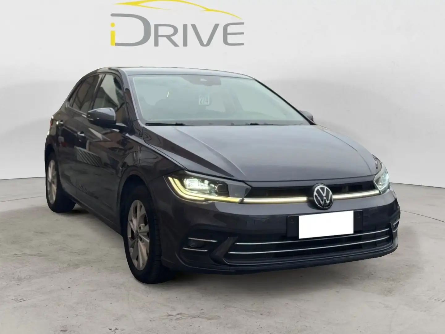 Volkswagen Polo 1.0 TSI DSG Grau - 1