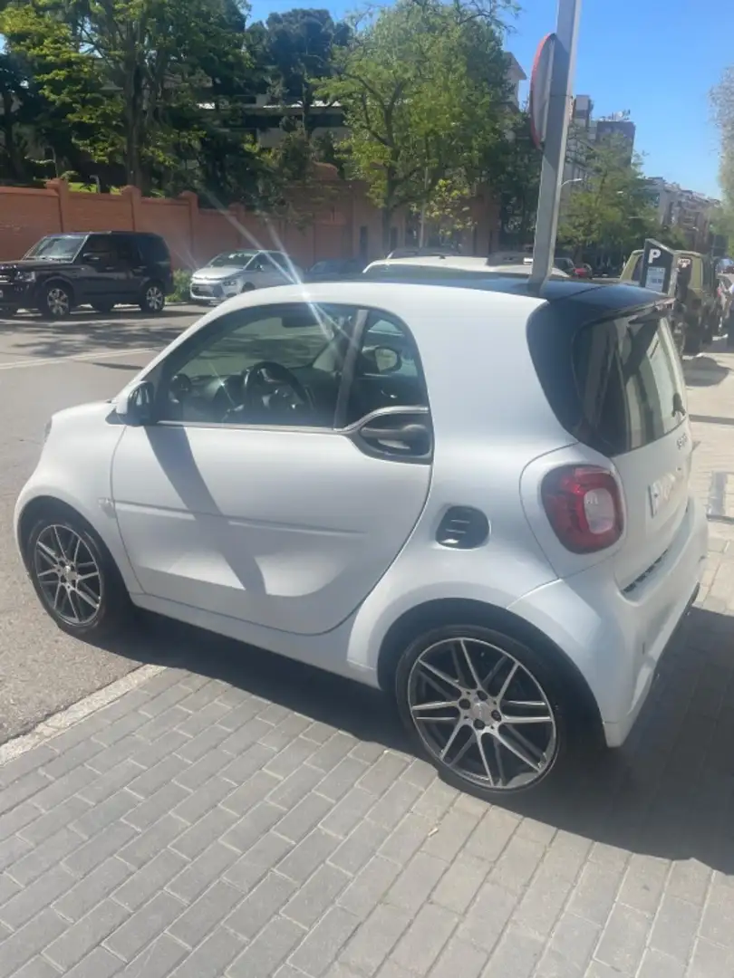 smart forTwo Coupé 80 Brabus Aut. Wit - 1