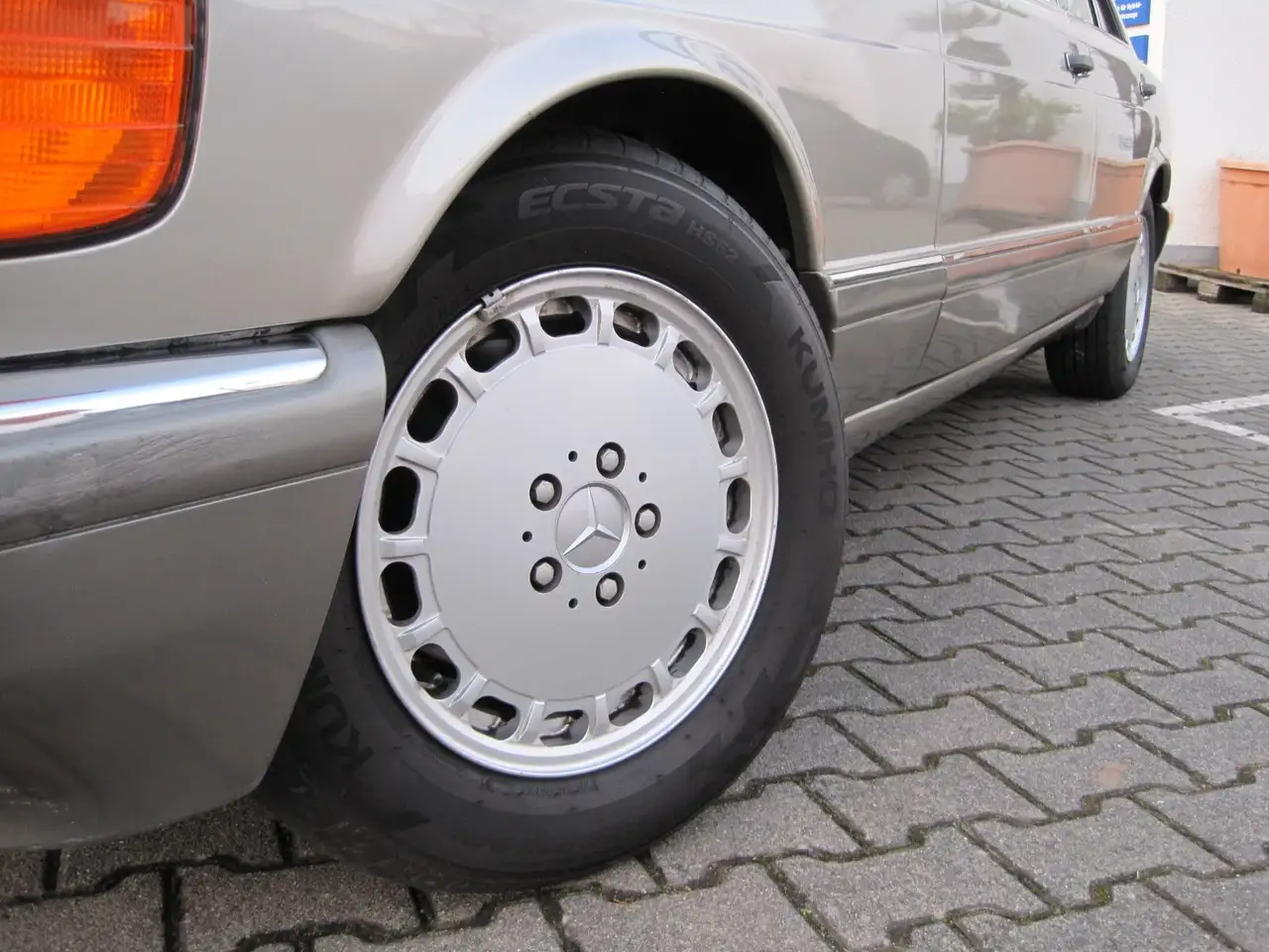 Mercedes-Benz 300 SE ( W126 ), foto 7
