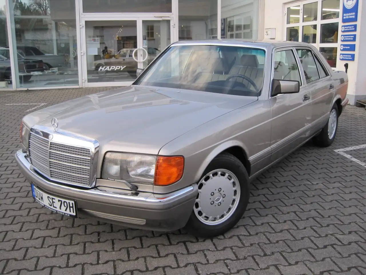 Mercedes-Benz 300 SE ( W126 ), foto 1