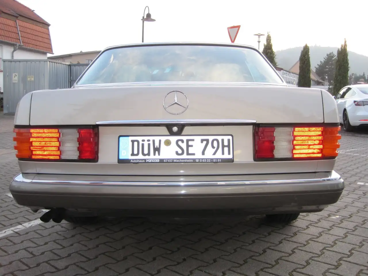 Mercedes-Benz 300 SE ( W126 ), foto 9