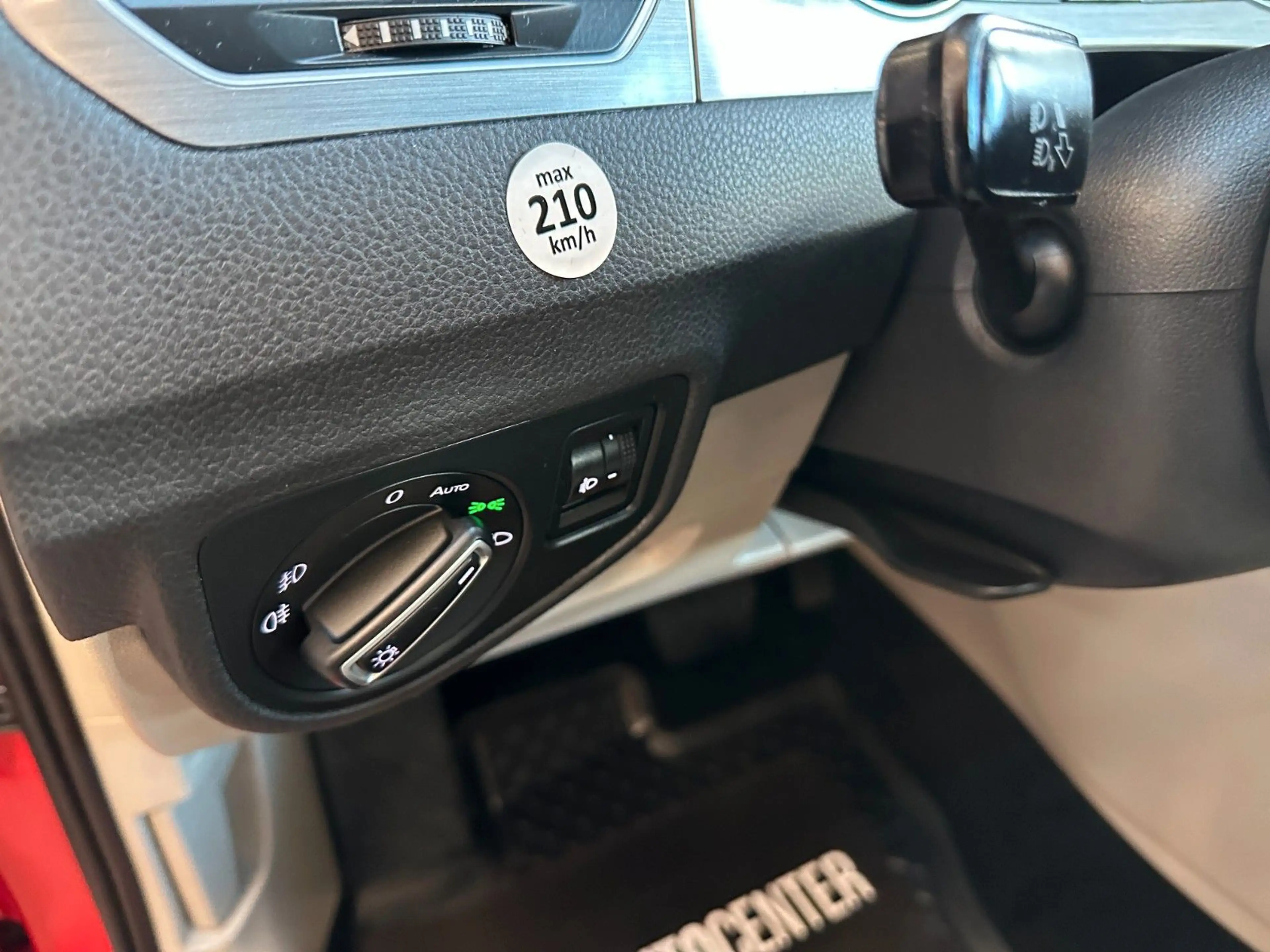 Volkswagen Golf Sportsvan *TEMPO*NAV*PDC*CAM*2-ZONEN*AHK* — photo 42