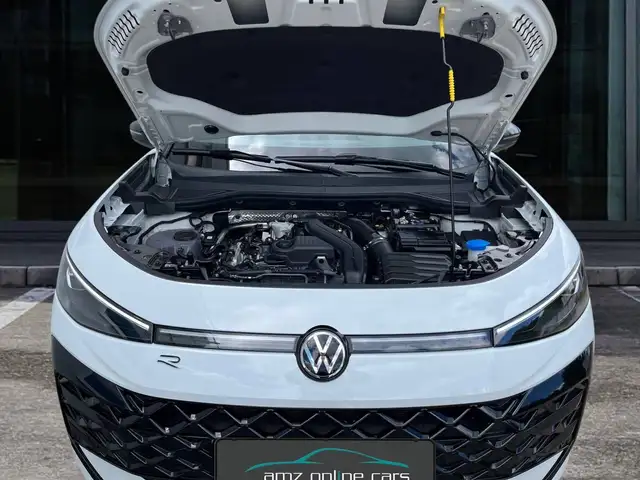 Volkswagen T-Roc view 6