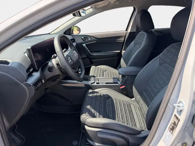 Kia Xceed view 8