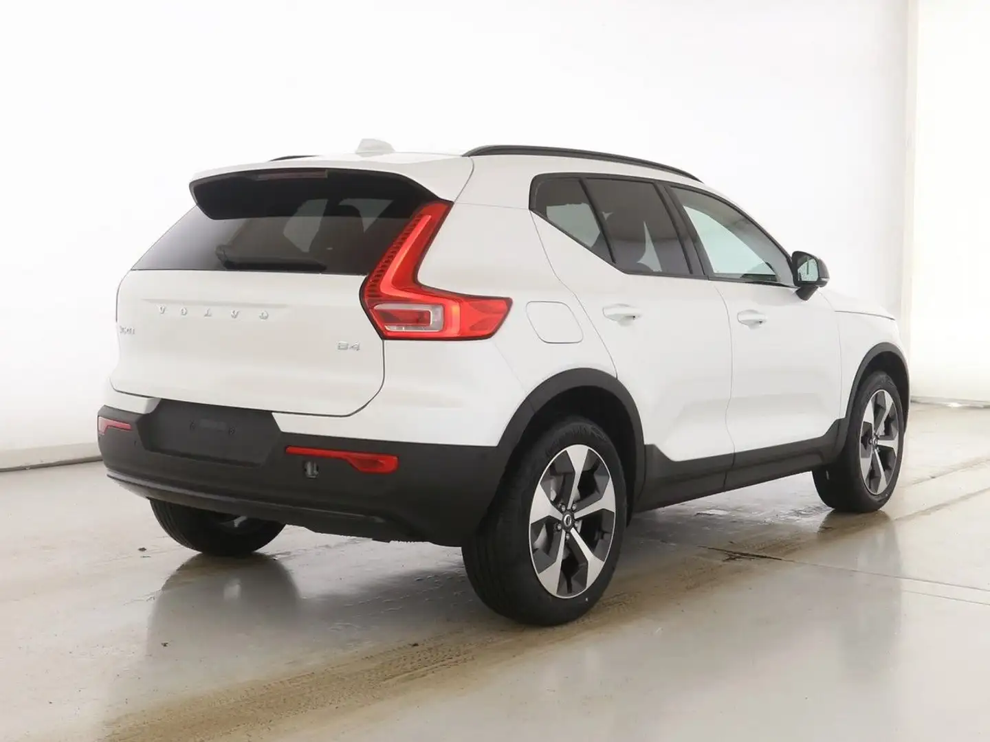 Volvo XC40 B4 Plus Dark 2WD Weiß - 2