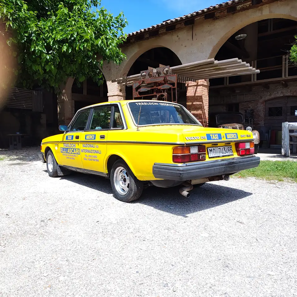 Volvo 244 gle d6 2.3, foto 4