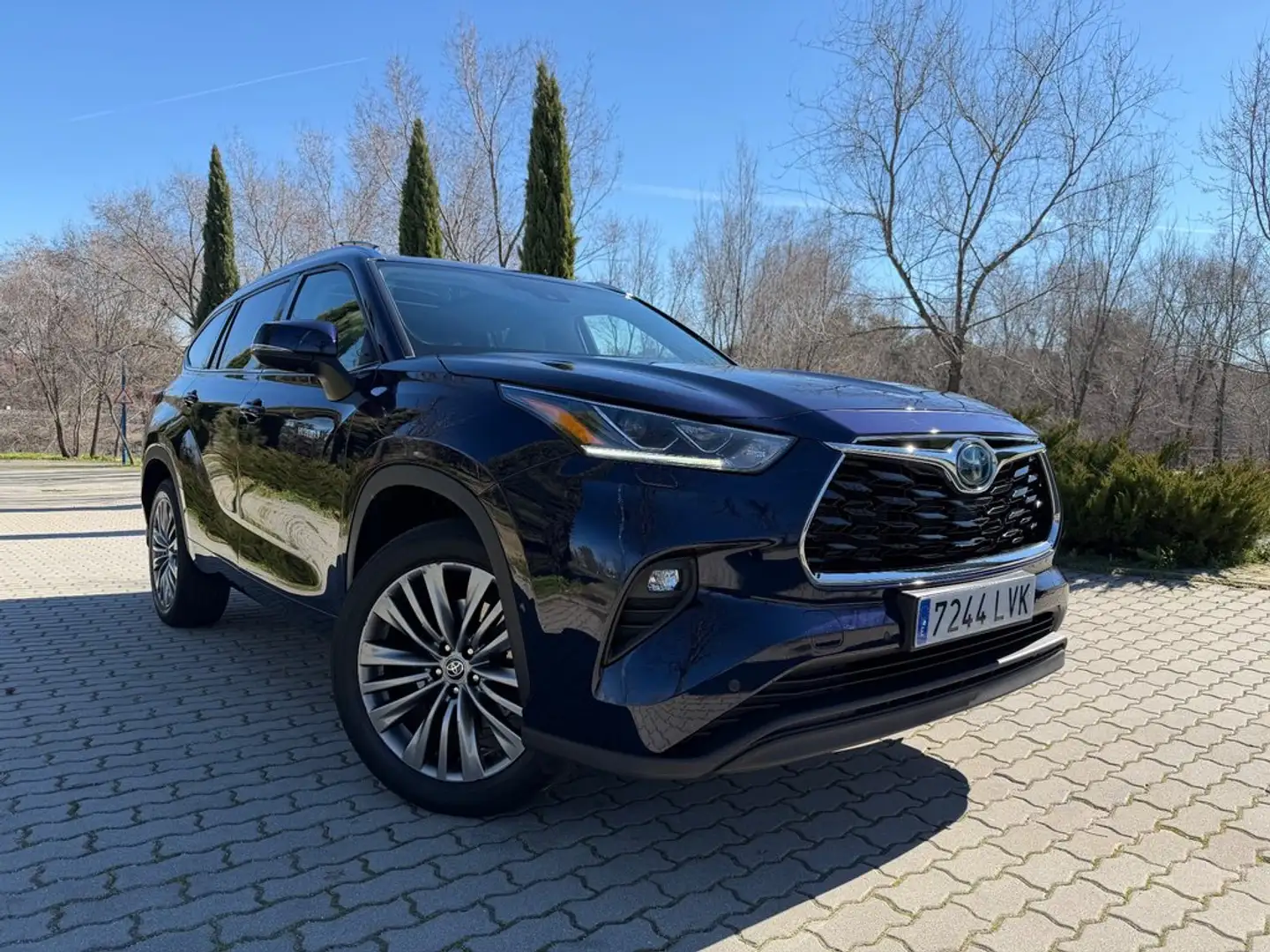 Toyota Highlander 2.5 Advance P. Met. Techo Panorámico Azul - 2