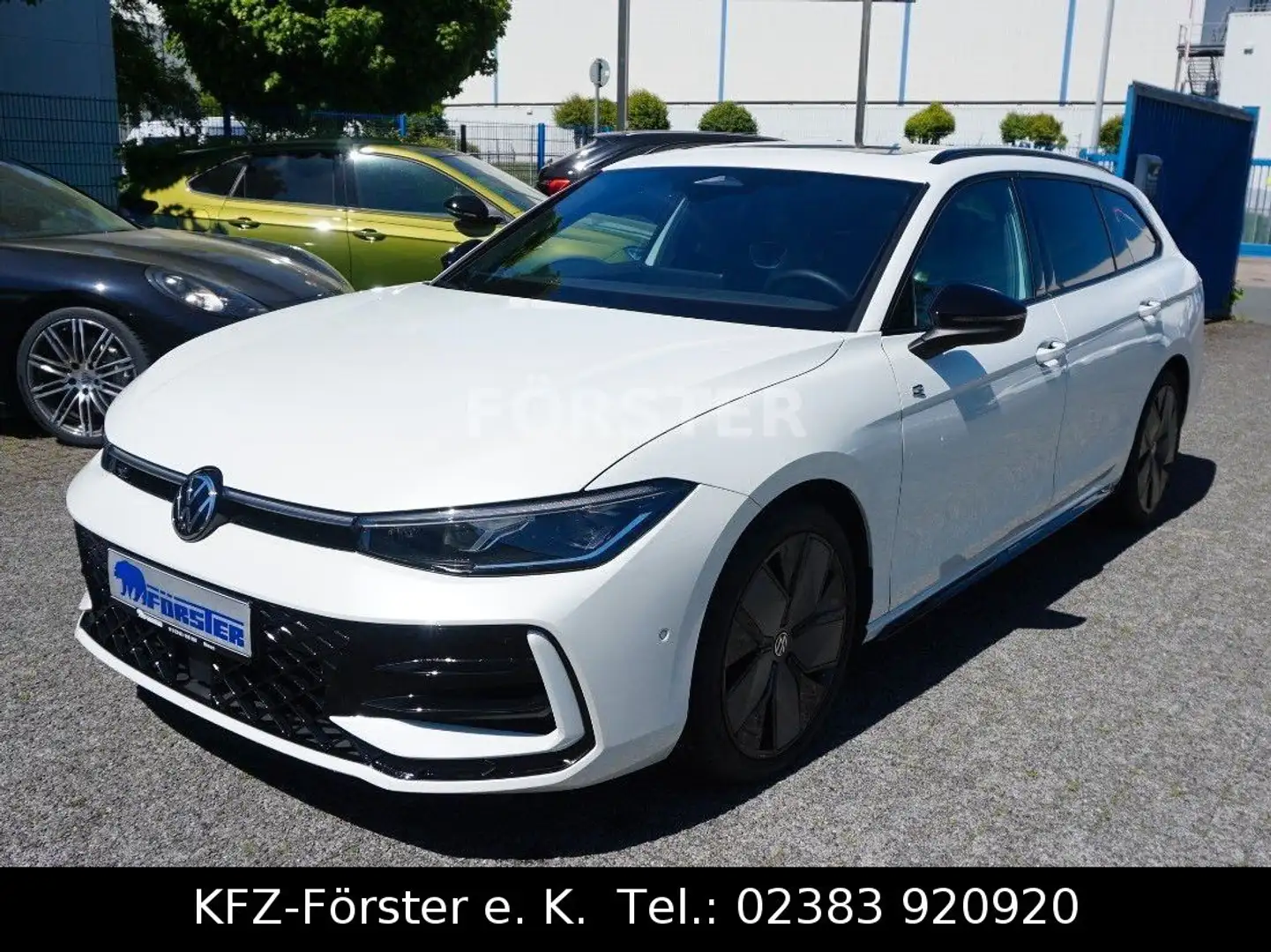 Volkswagen Passat Variant 2.0 TDI 110 kW R-line BlackStyle Blanc - 1