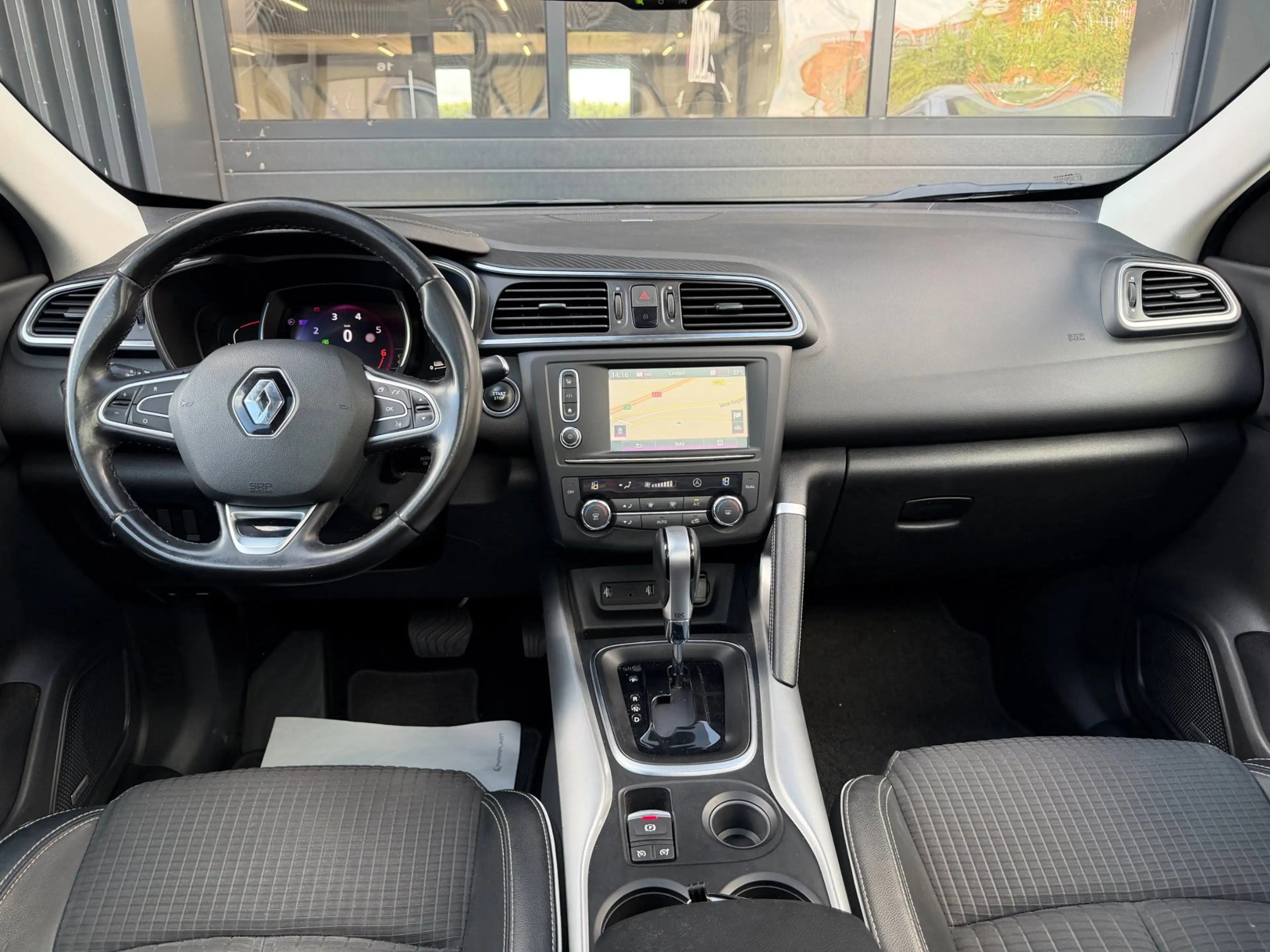 Renault Kadjar 1.2 TCe Bose Automaat | PANO | TREKHAAK | CAMERA | — photo 4