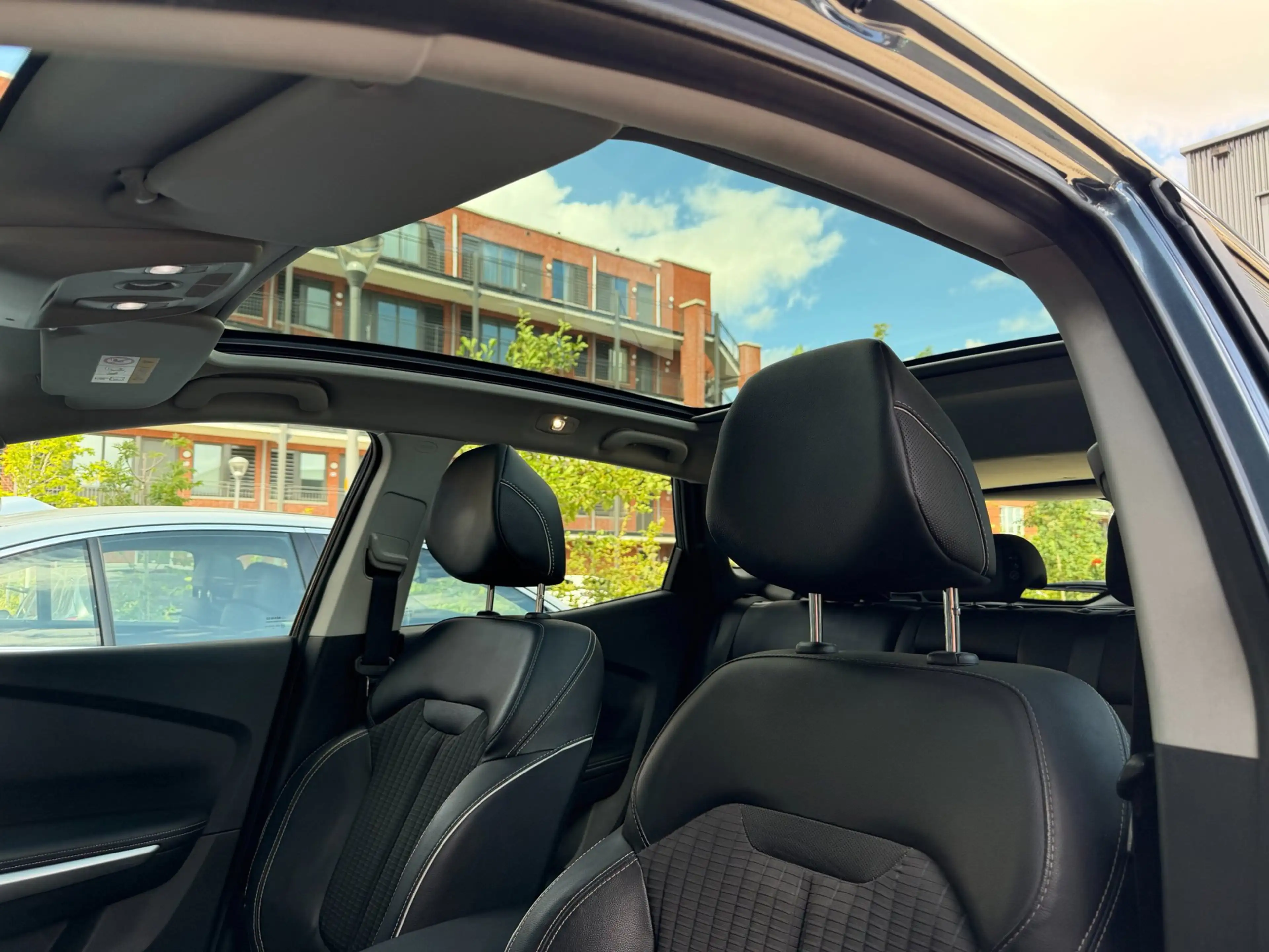 Renault Kadjar 1.2 TCe Bose Automaat | PANO | TREKHAAK | CAMERA | — photo 6