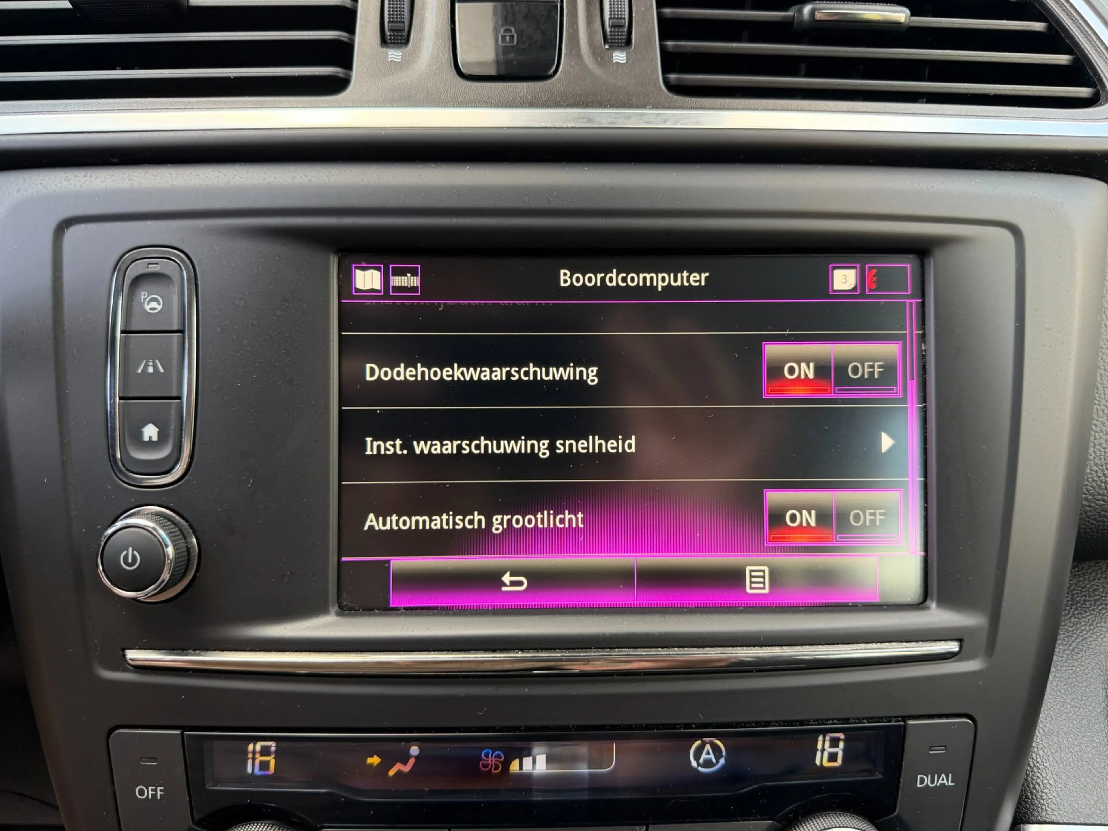 Renault Kadjar 1.2 TCe Bose Automaat | PANO | TREKHAAK | CAMERA | — photo 11