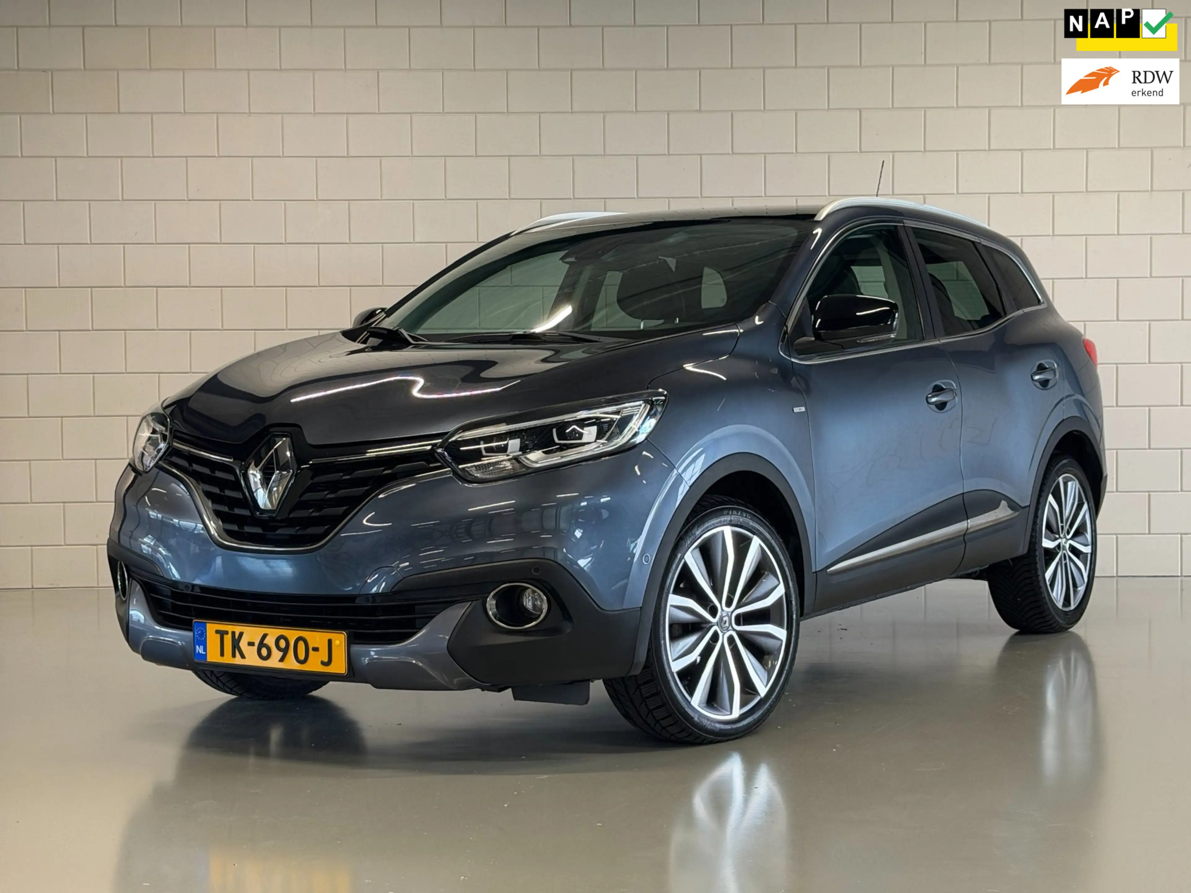 Renault Kadjar 1.2 TCe Bose Automaat | PANO | TREKHAAK | CAMERA |