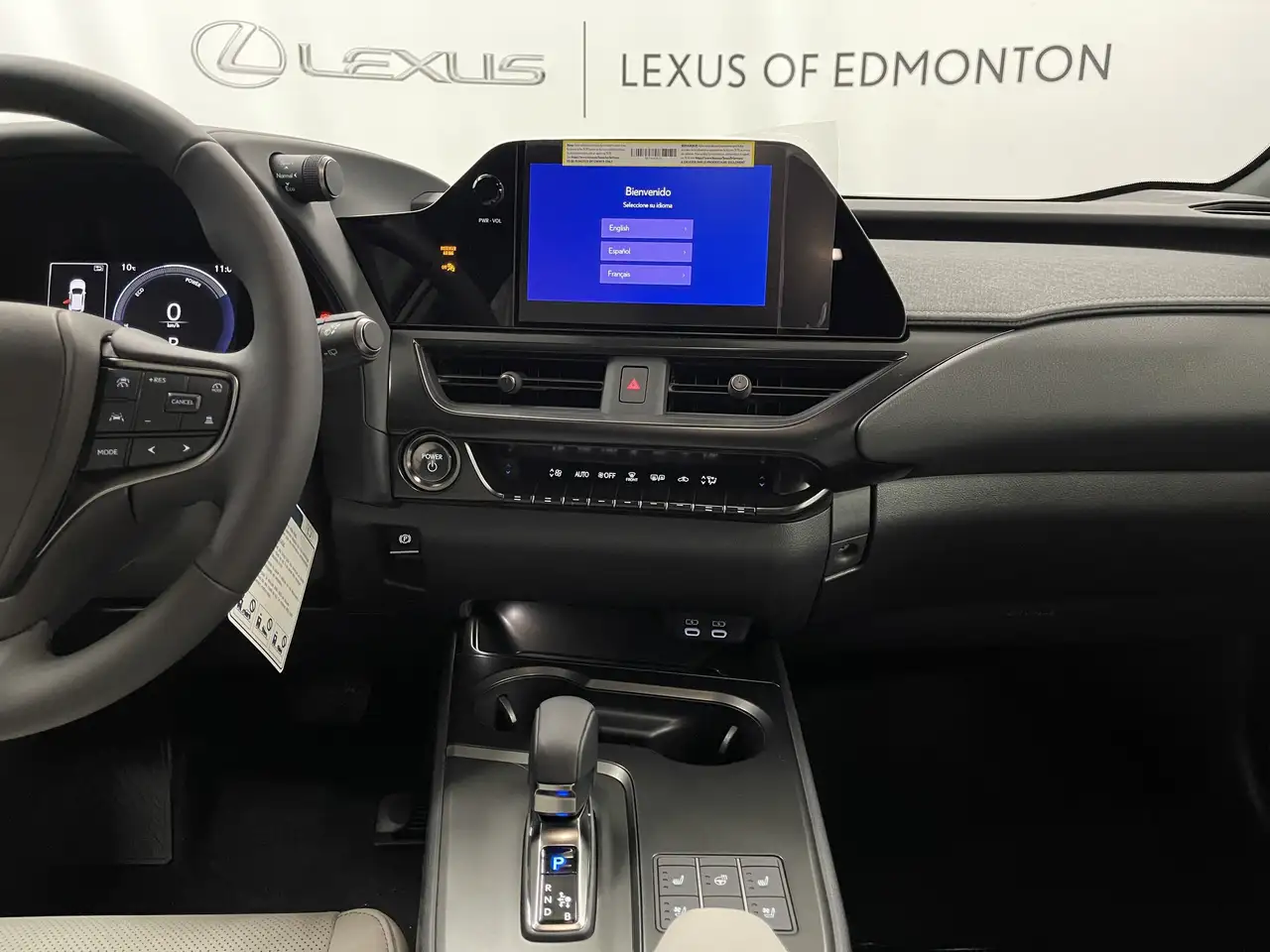 Lexus UX снимка Lexus UX