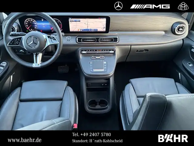 Mercedes-Benz V 300 view 4