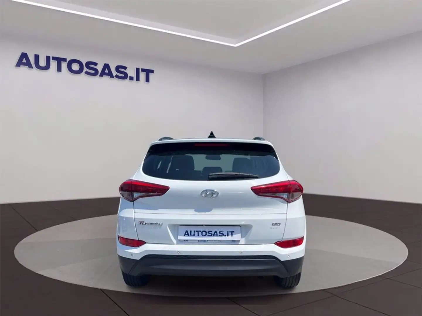 Hyundai TUCSON 1.7 crdi Classic 2wd 115cv Bianco - 2