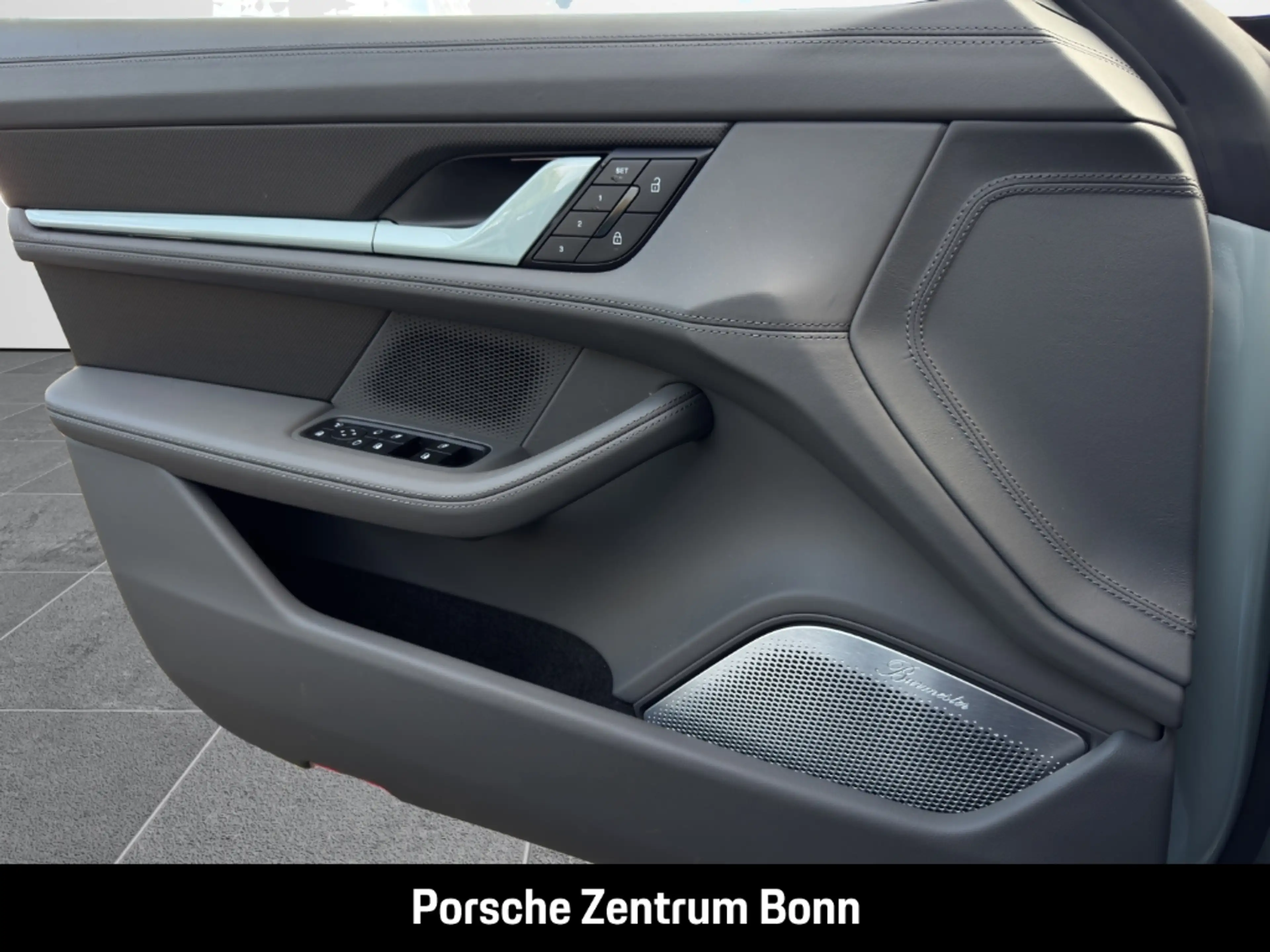 Porsche Taycan Turbo S Cross Turismo Burmester Head-Up — photo 12