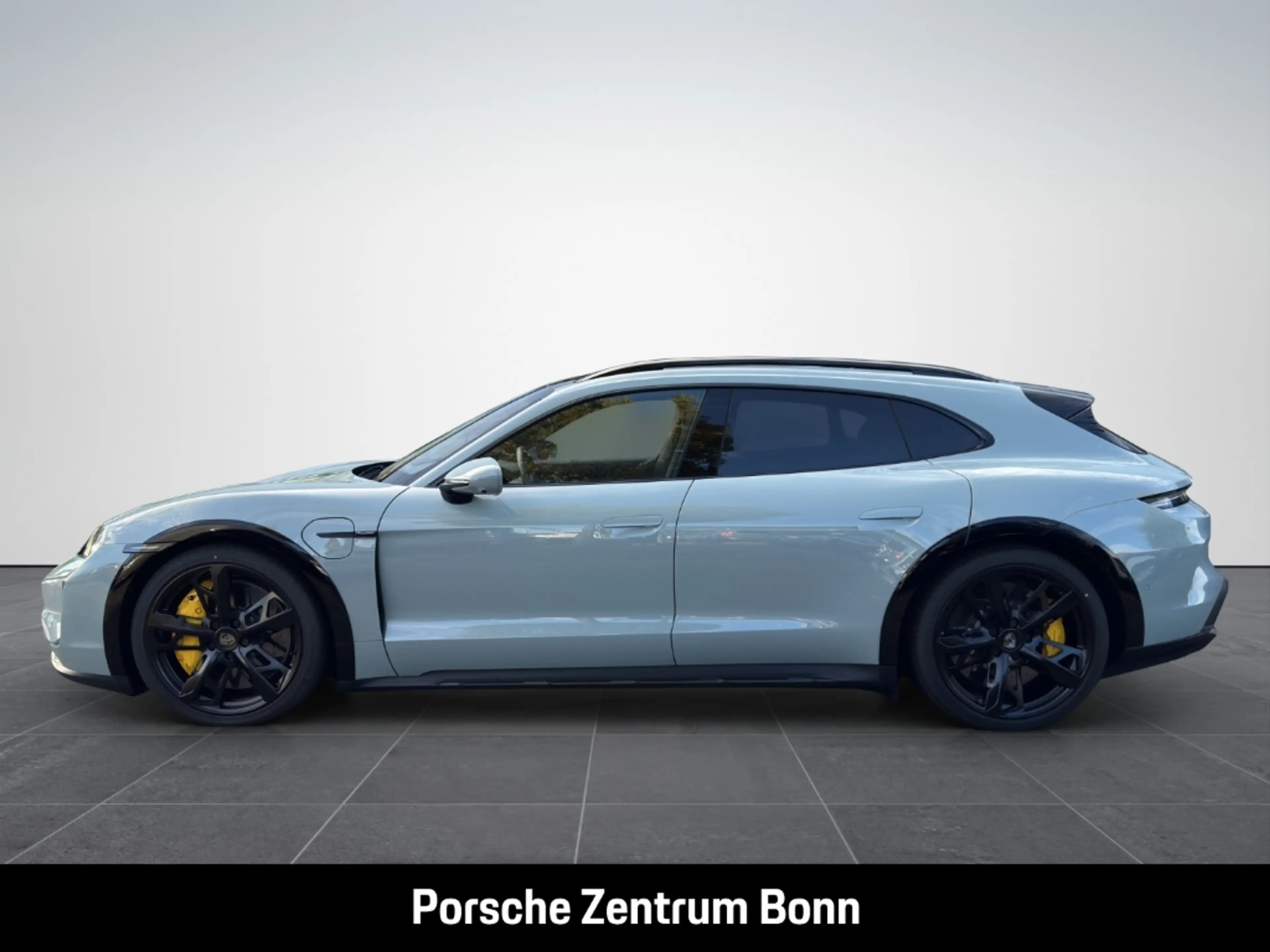 Porsche Taycan Turbo S Cross Turismo Burmester Head-Up — photo 8