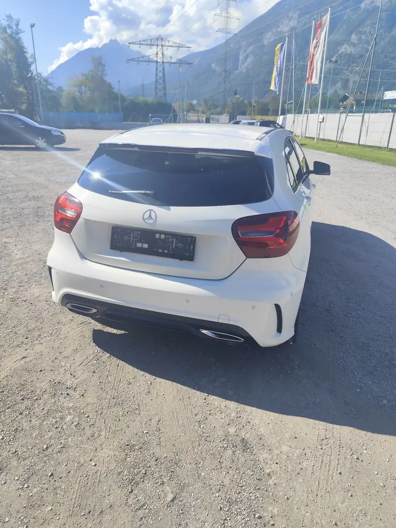 Mercedes-Benz A 200 d 7G-DCT AMG Line Weiß - 2
