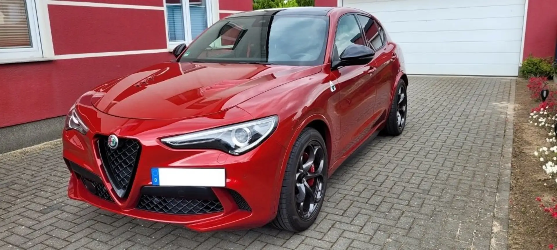 Alfa Romeo Stelvio Quadrifoglio (QV) 2.9 V6 Bi-Turbo (MY21) Rosso - 2