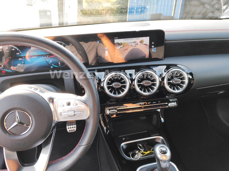 Mercedes-Benz CLA 200 *KAM*19ZOLL*CARPLAY*LED* — photo 20