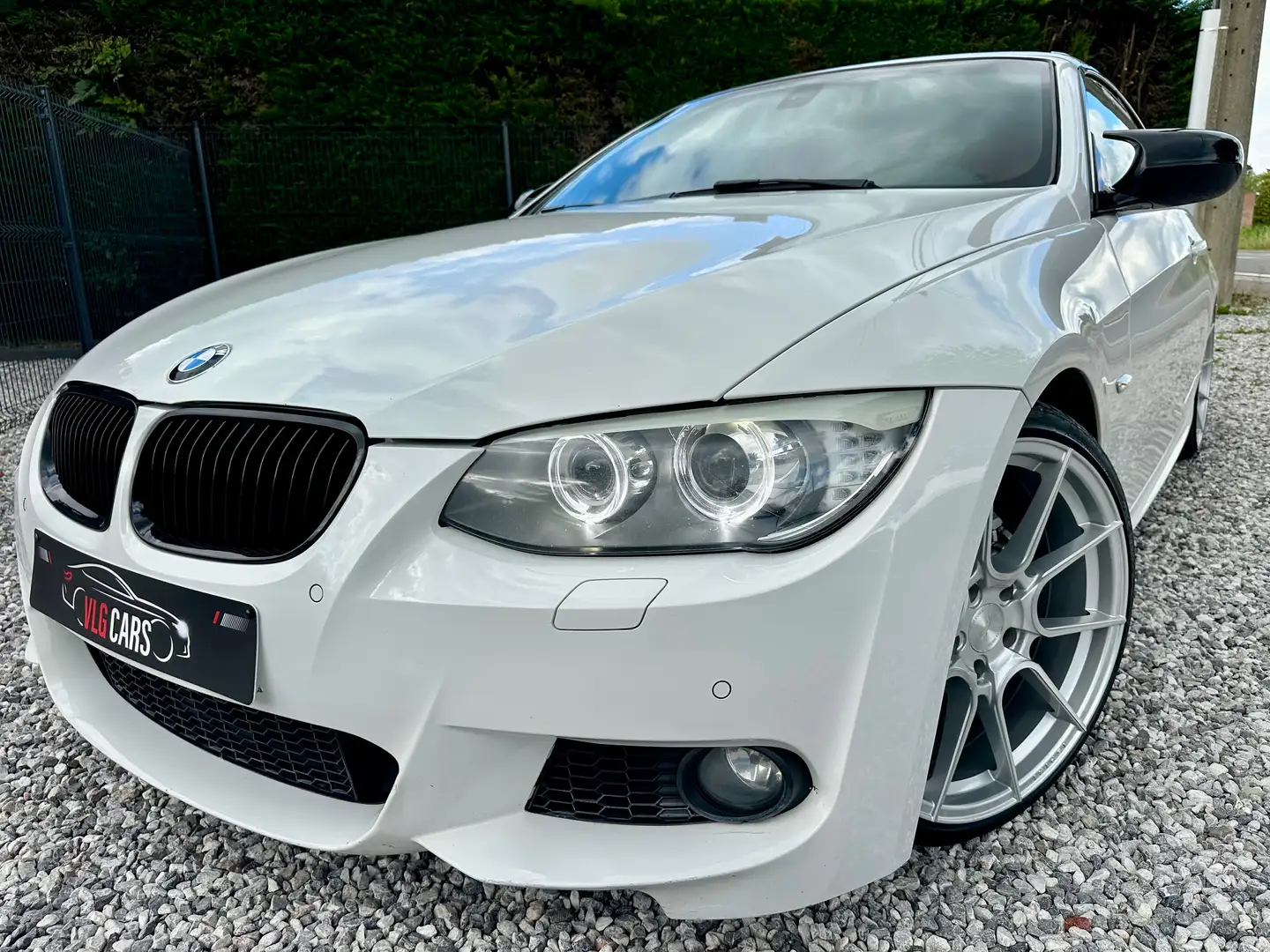 BMW 320 Cabriolet 320 dA Pack M// * Automatique * Ecran * Blanco - 2