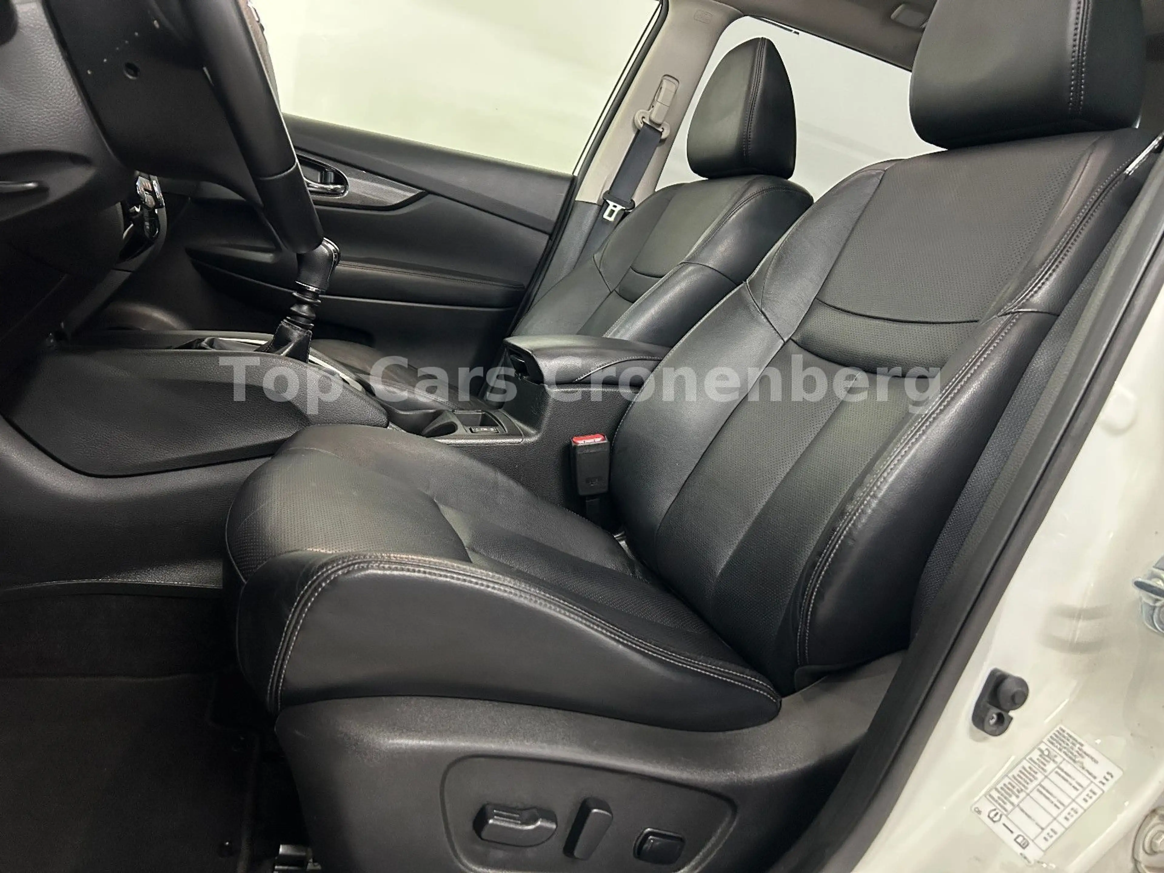 Nissan X-Trail 1.6 Tekna*7.Sitzer*Panorama*LED*EU6*360° — photo 5