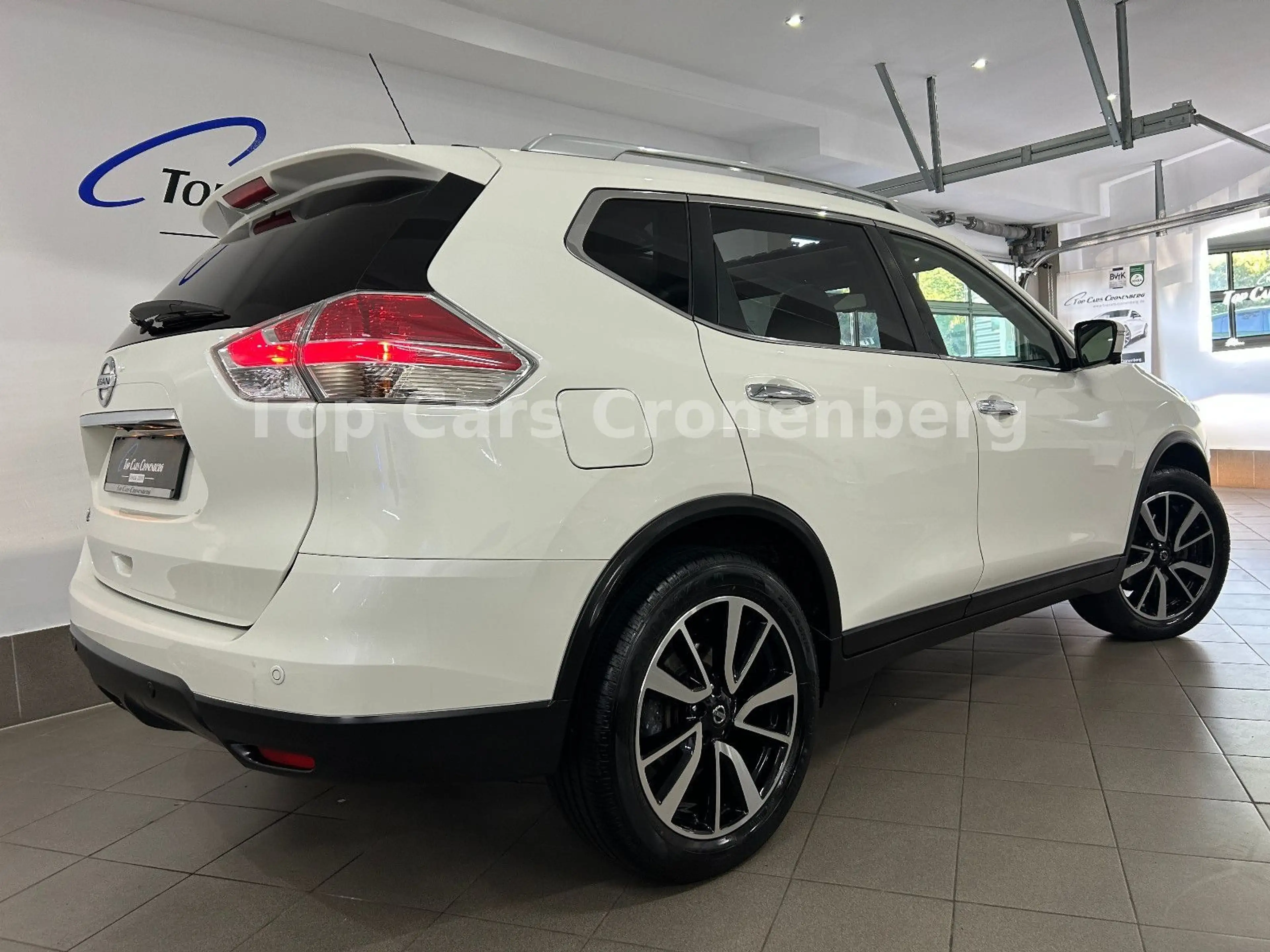 Nissan X-Trail 1.6 Tekna*7.Sitzer*Panorama*LED*EU6*360° — photo 3