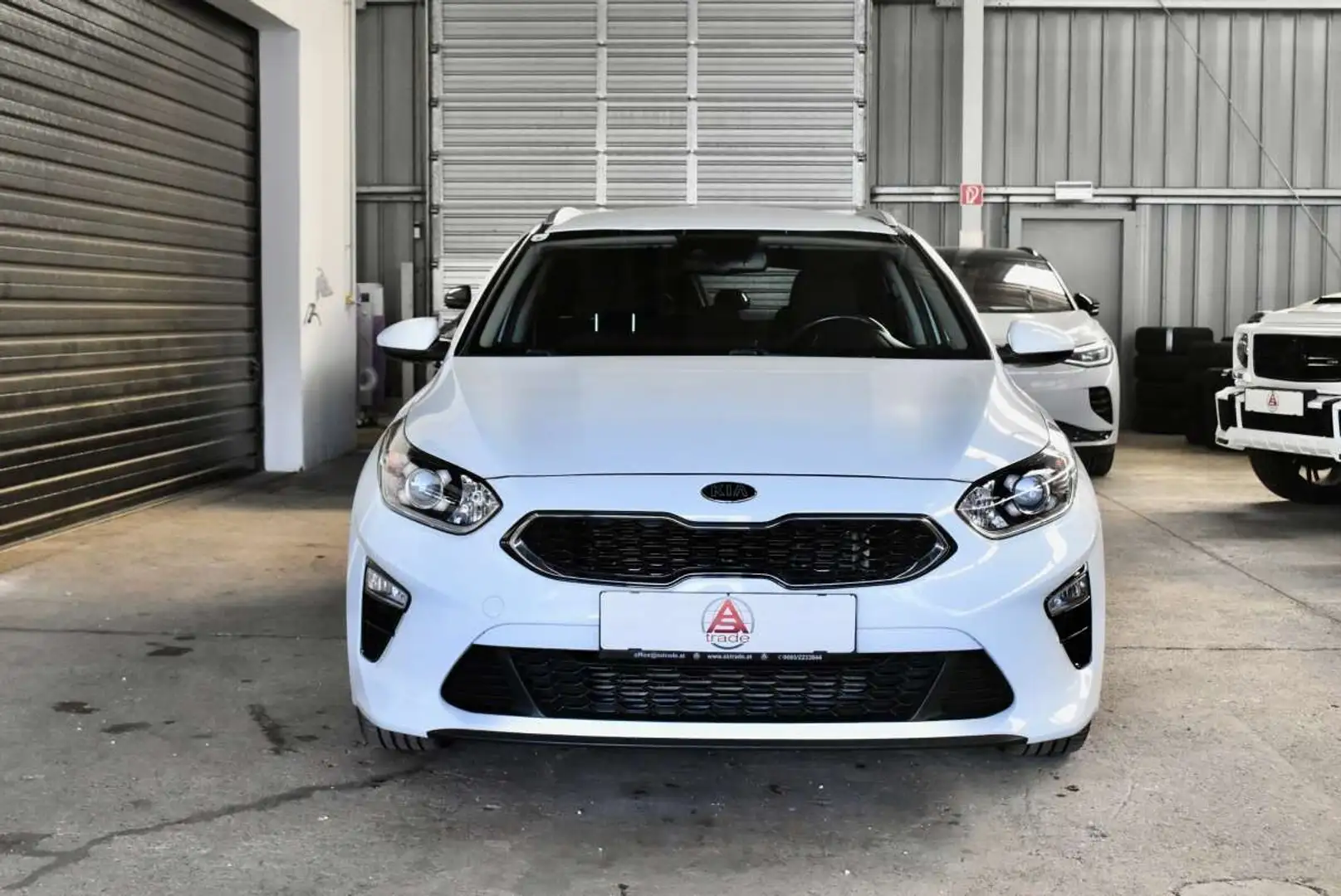 Kia Ceed SW / cee'd SW Cee'd SW 1,4 TGDI ISG Automatik / Kamera / Gara... Weiß - 2